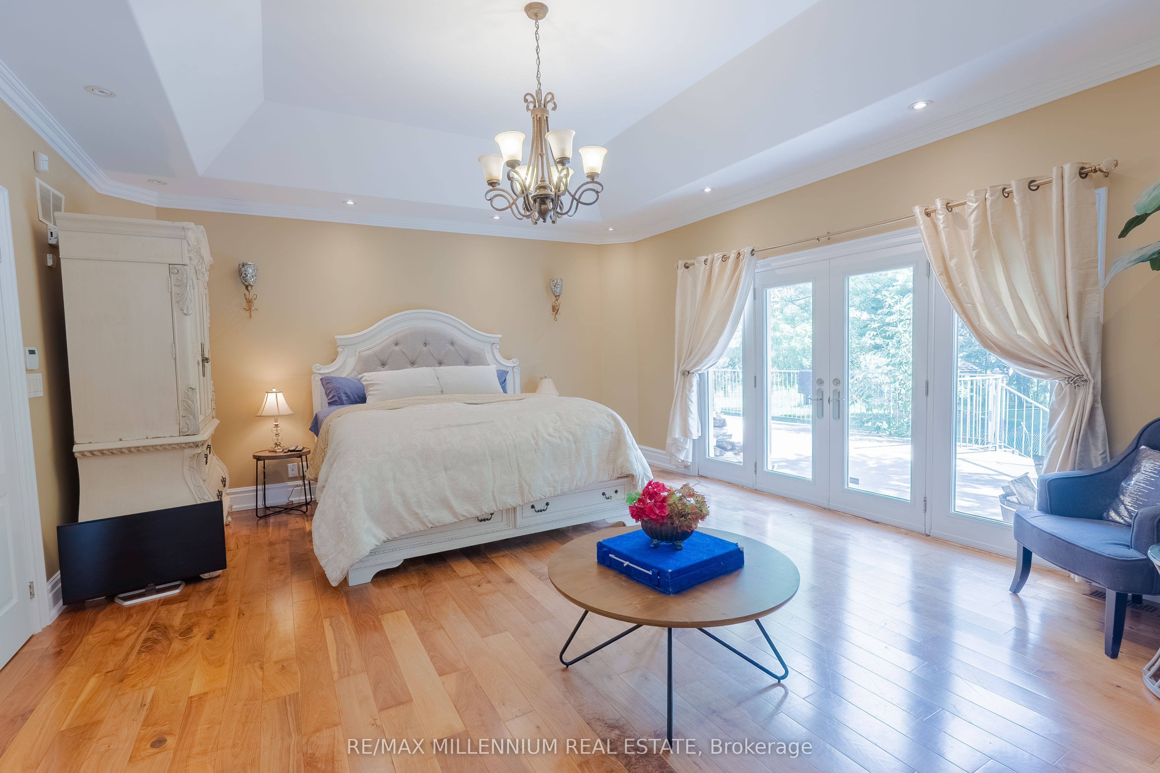 16282 27 Side Road Property Photo 17