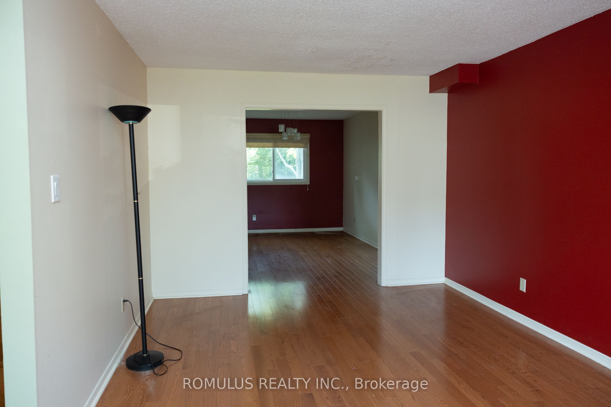 280 King Andrew Drive Property Photo 10
