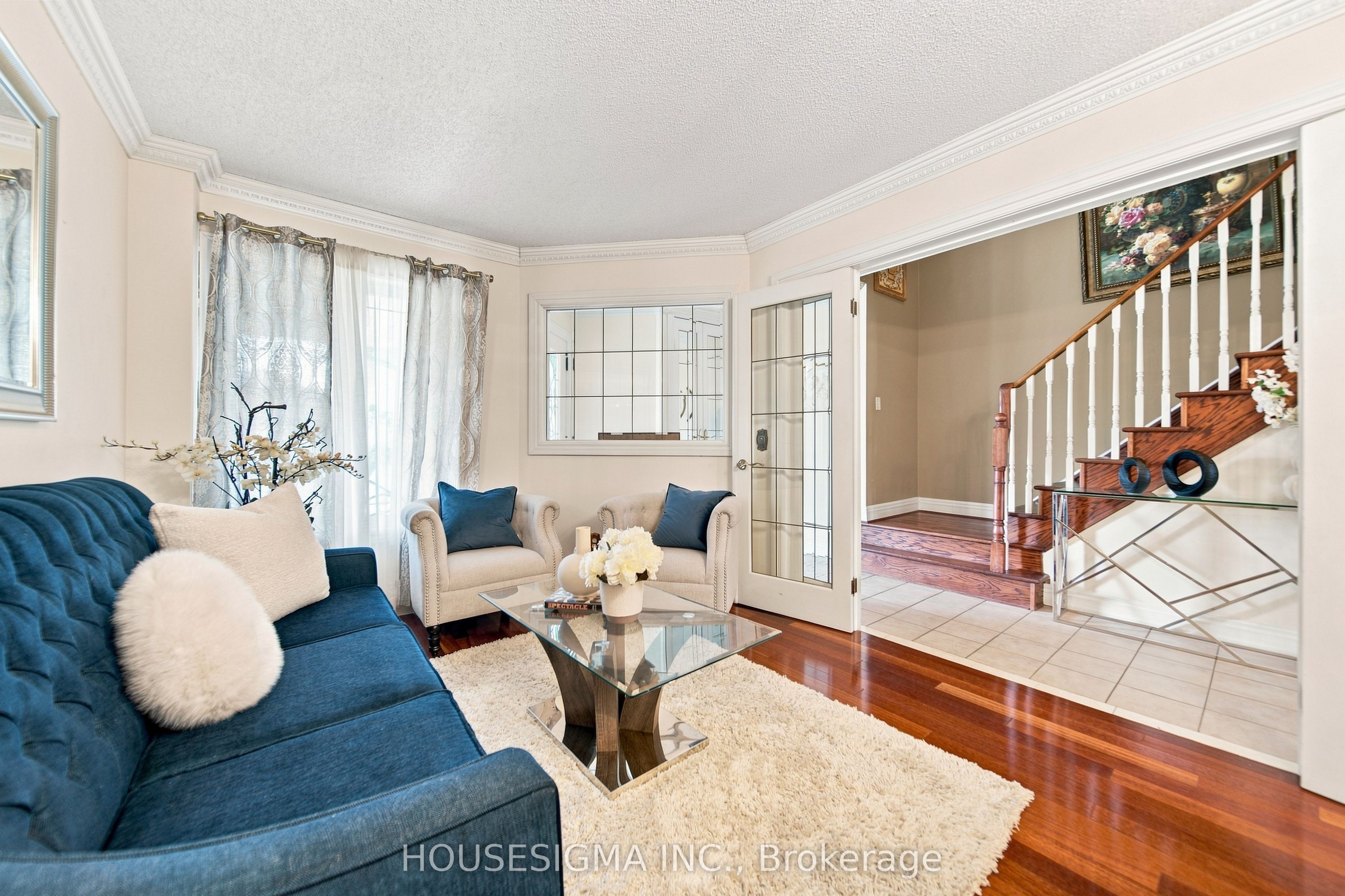 902 Applecroft Circle Property Photo 6