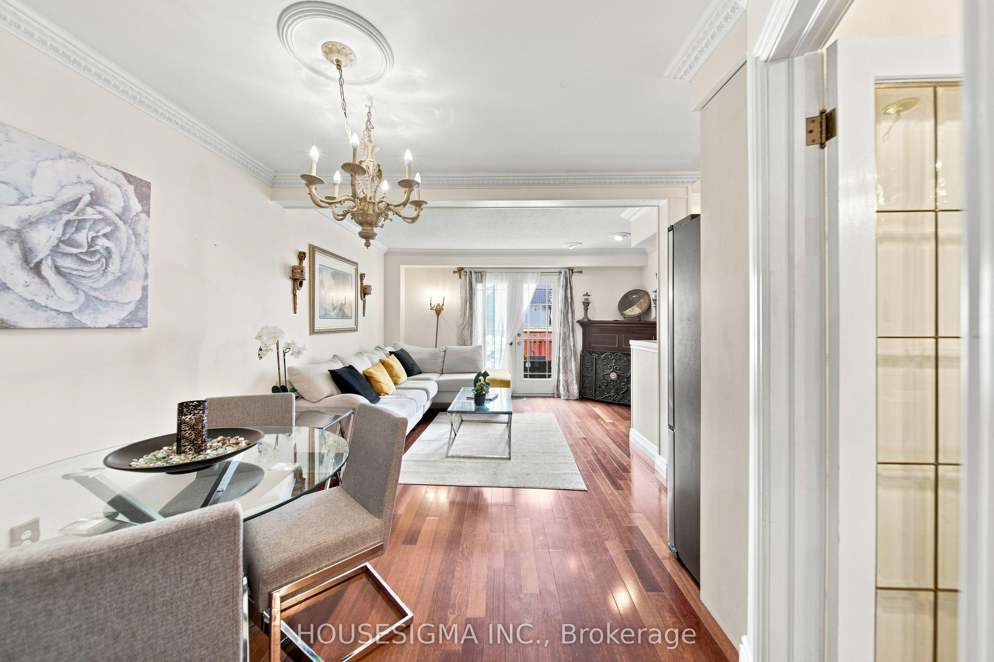 902 Applecroft Circle Property Photo 11