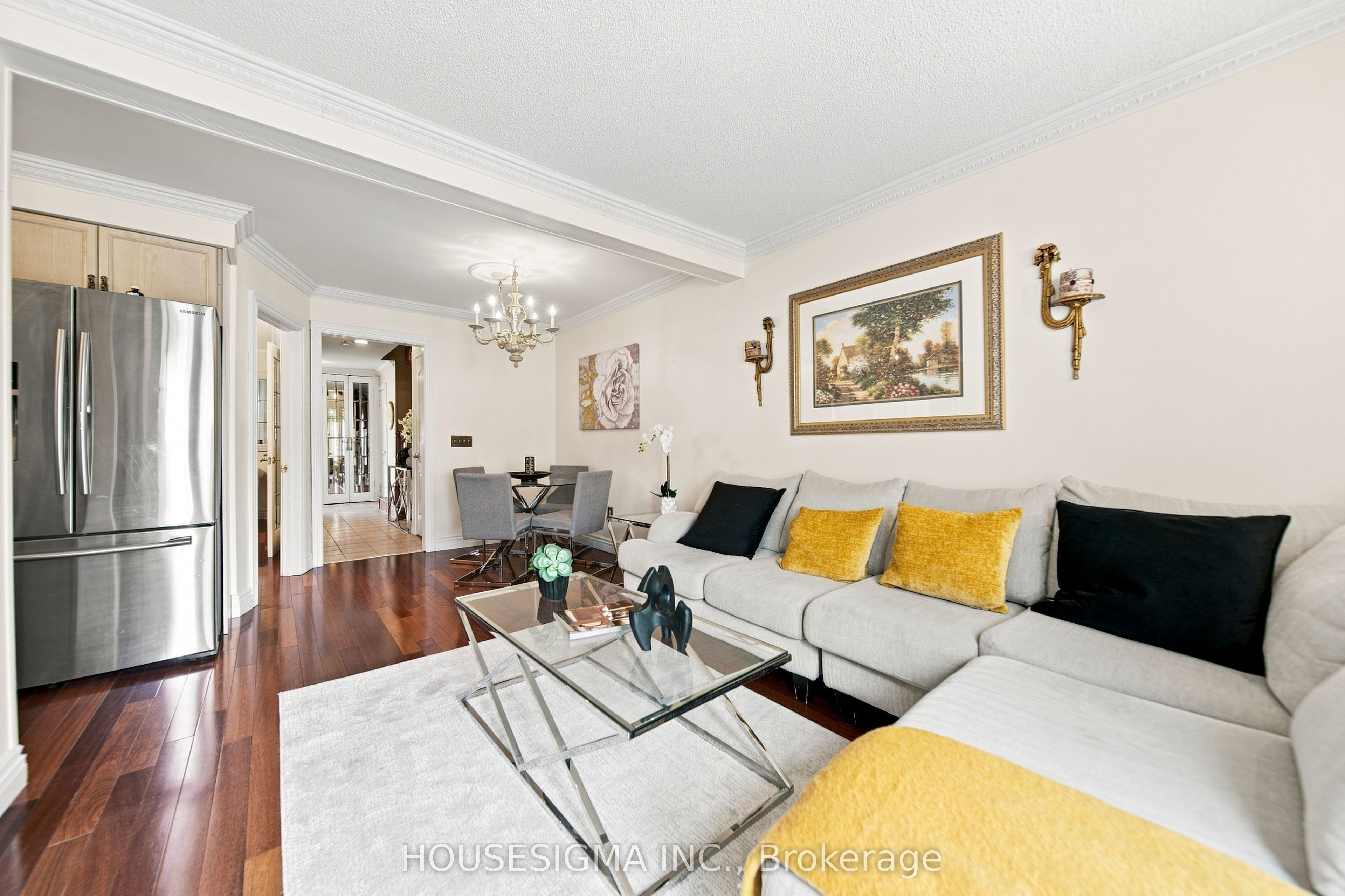 902 Applecroft Circle Property Photo 14