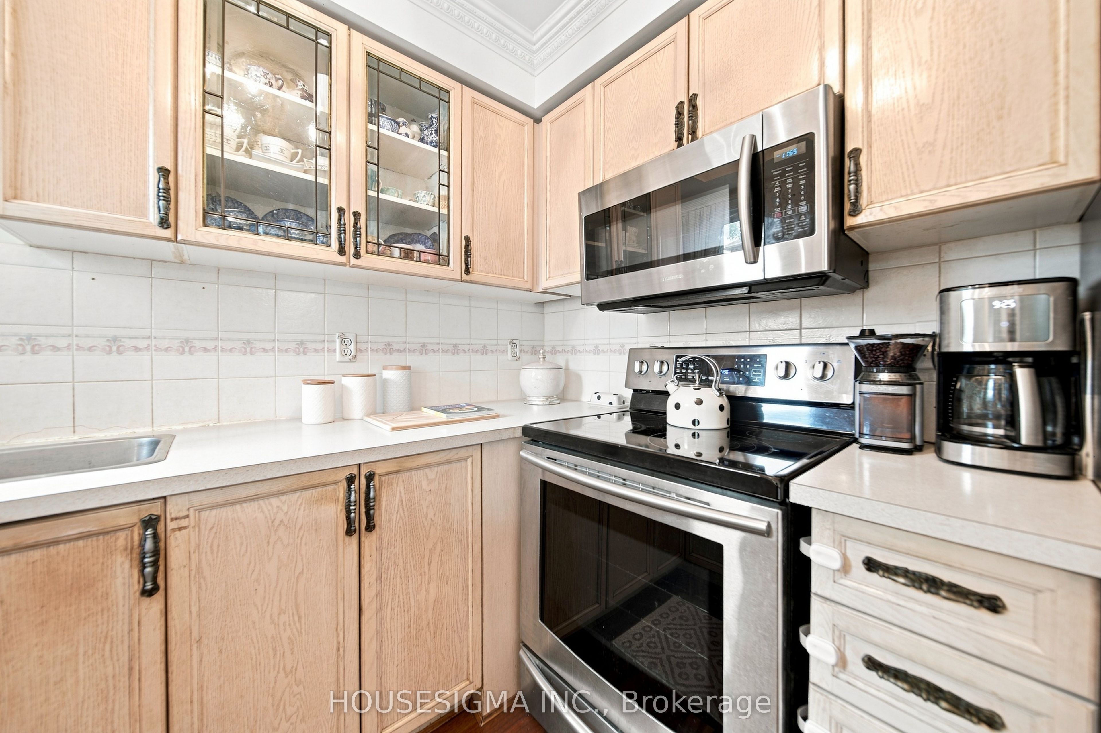 902 Applecroft Circle Property Photo 18