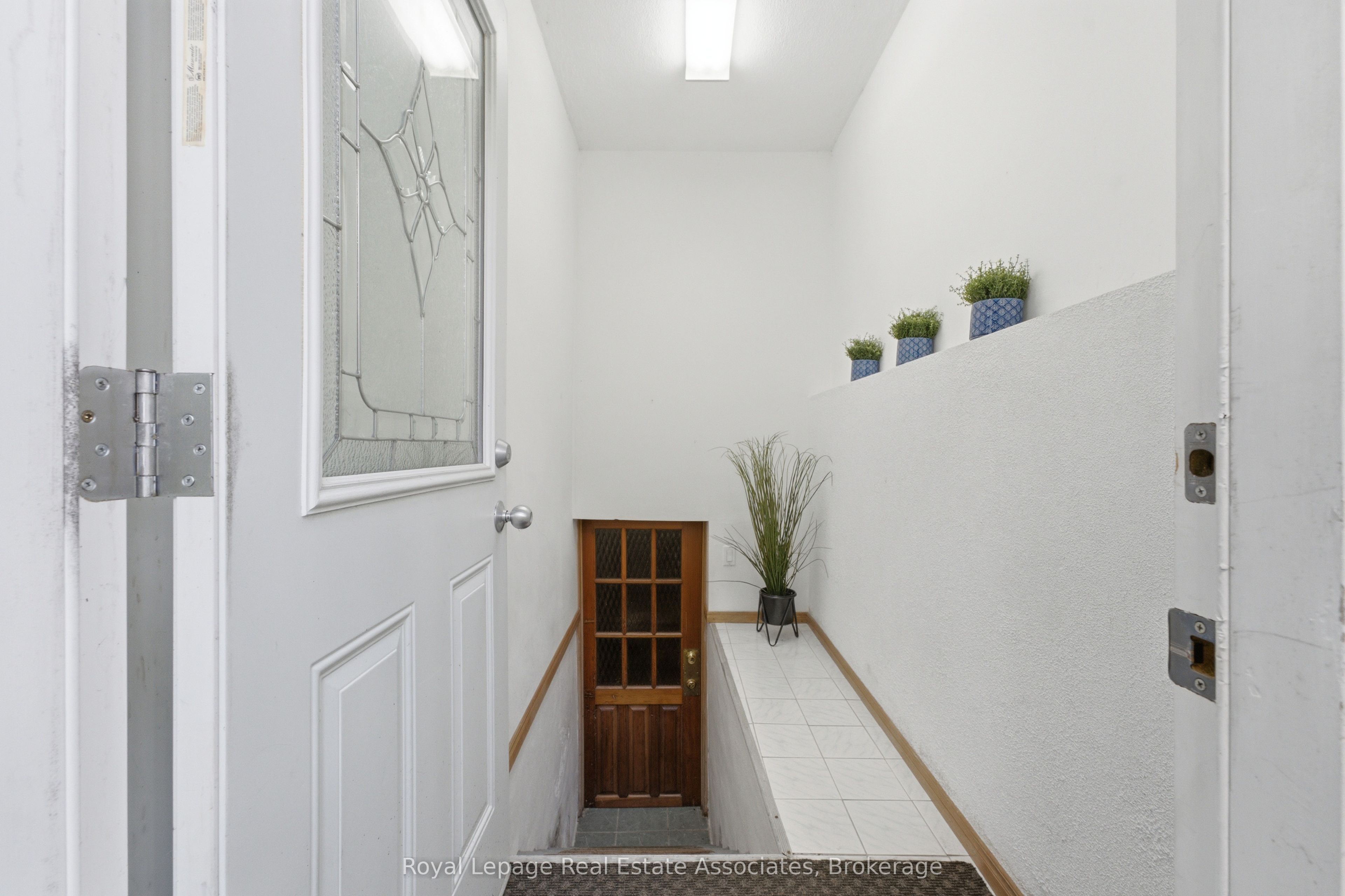 64 Eaglewood Boulevard Property Photo 21