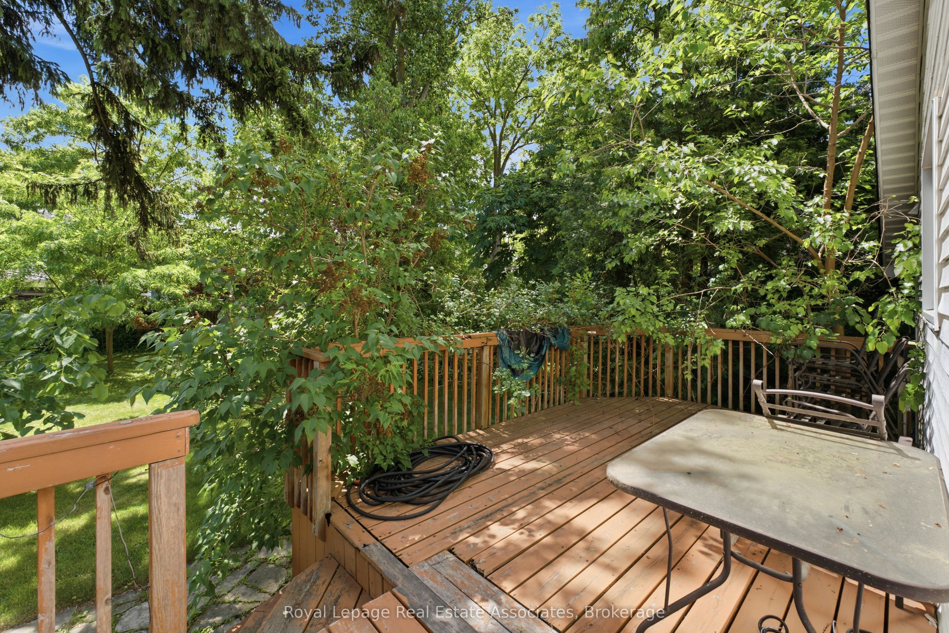 64 Eaglewood Boulevard Property Photo 31