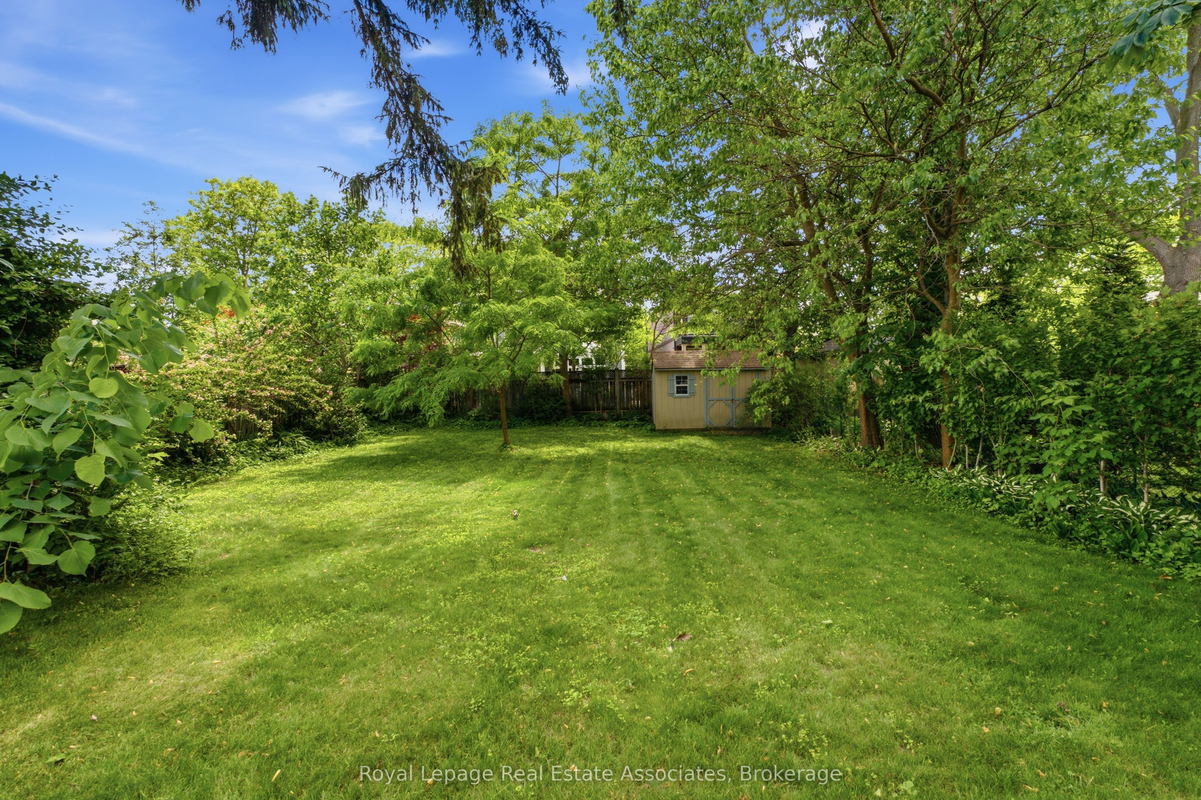 64 Eaglewood Boulevard Property Photo 34