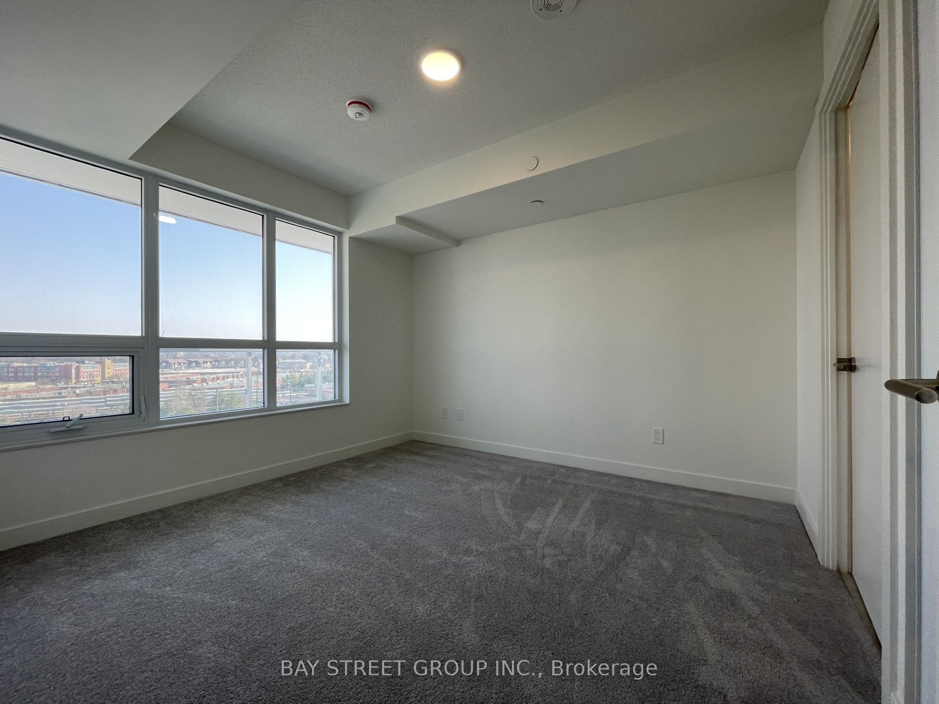 10 Wilby Crescent 809 Property Photo 6