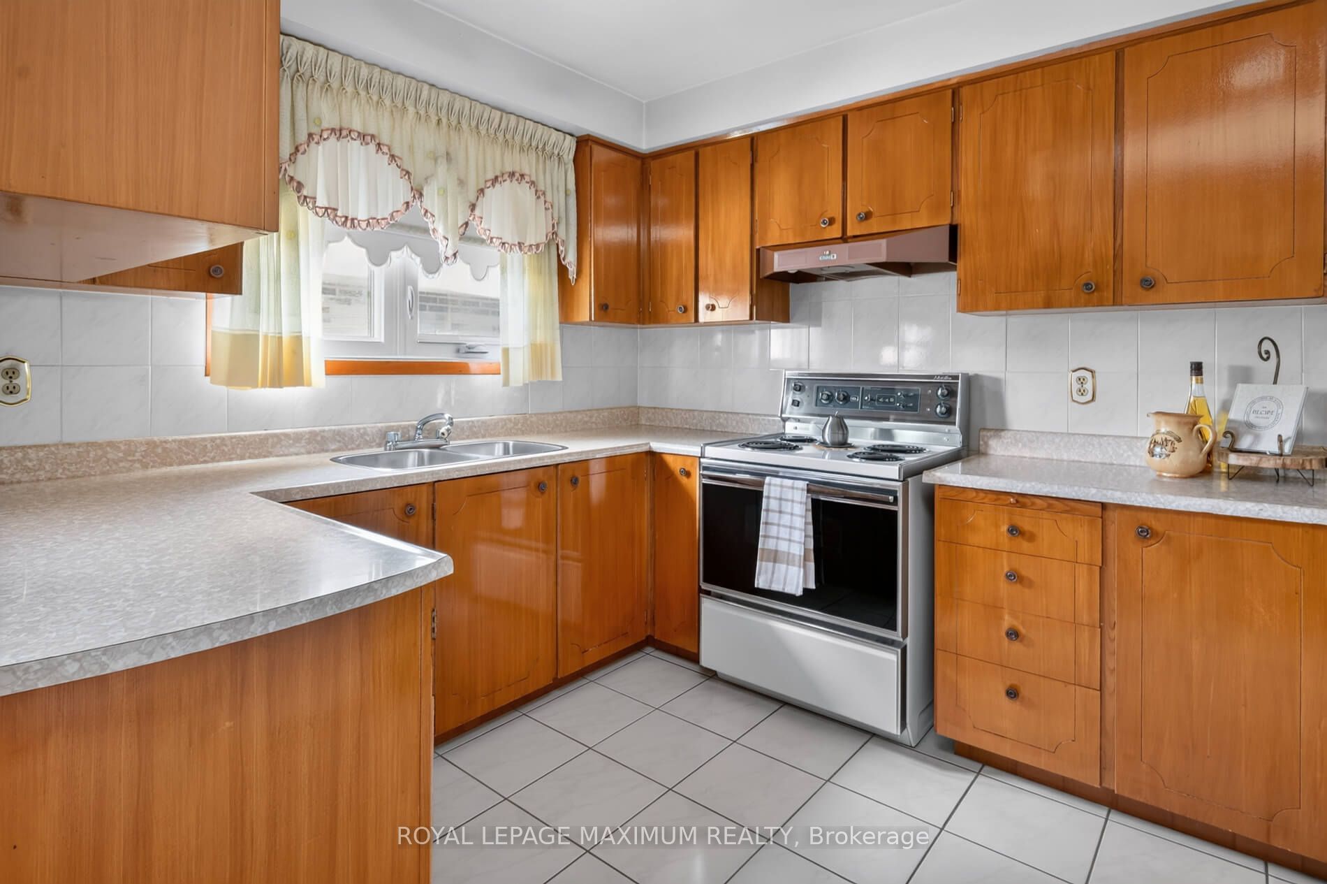 11 Hisey Crescent Property Photo 15