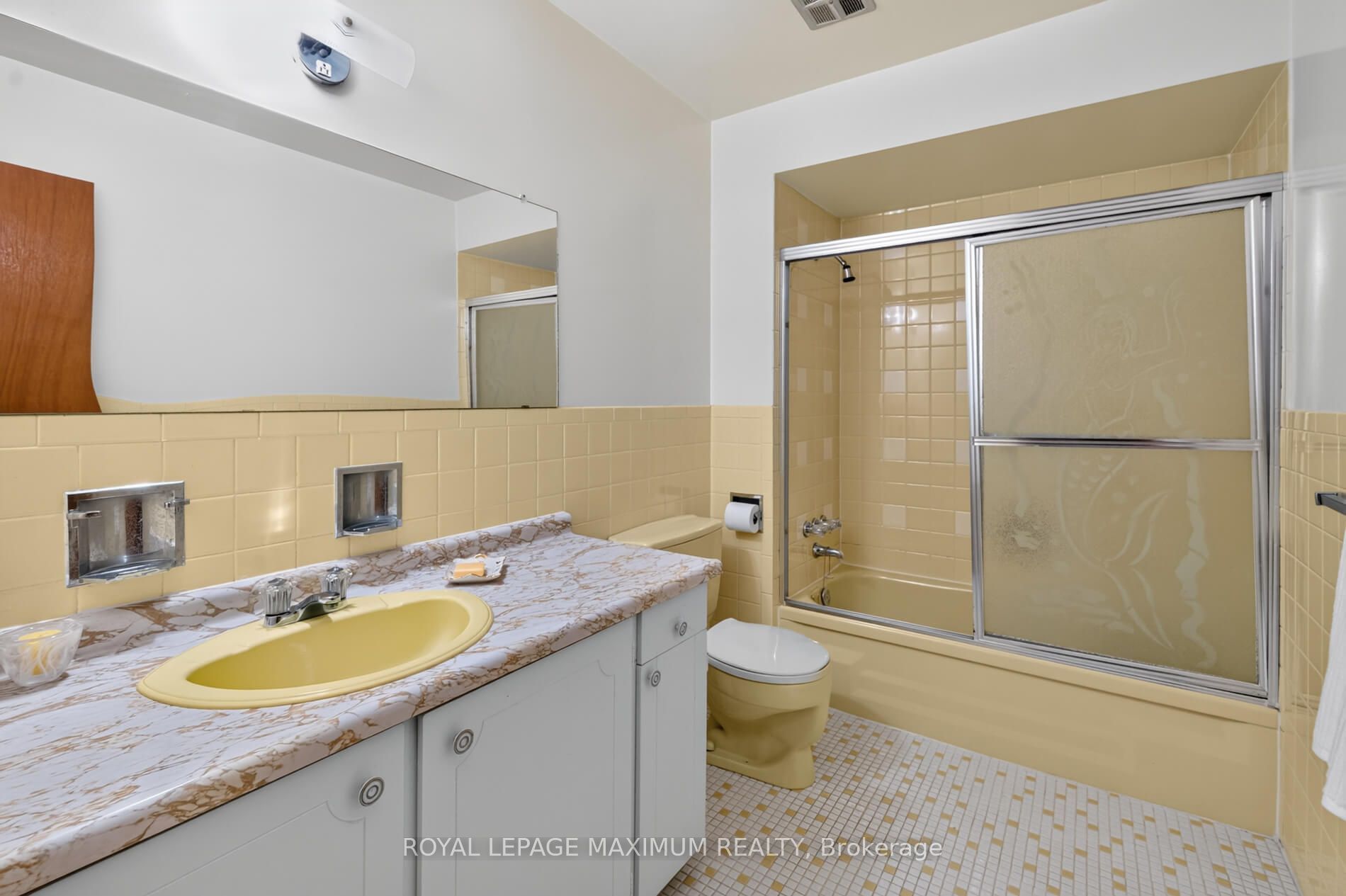 11 Hisey Crescent Property Photo 20