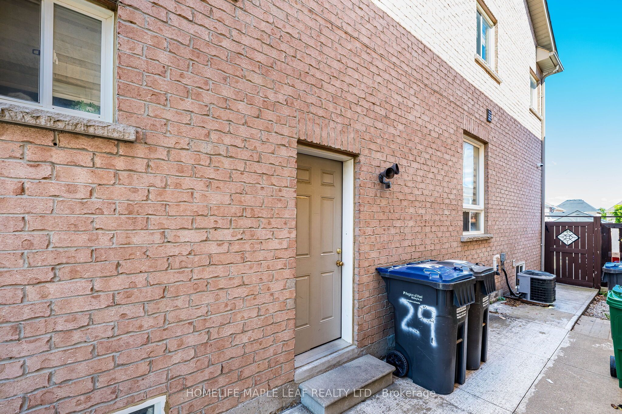 29 Gower Crescent Property Photo 46