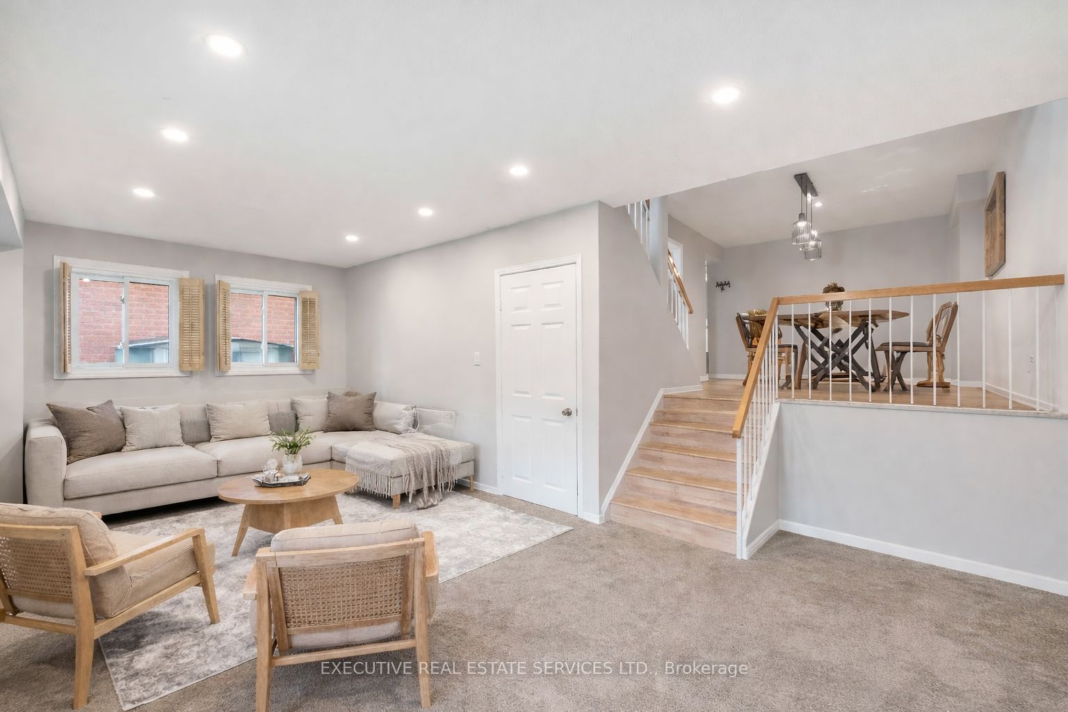 21 Garden Avenue Property Photo 8