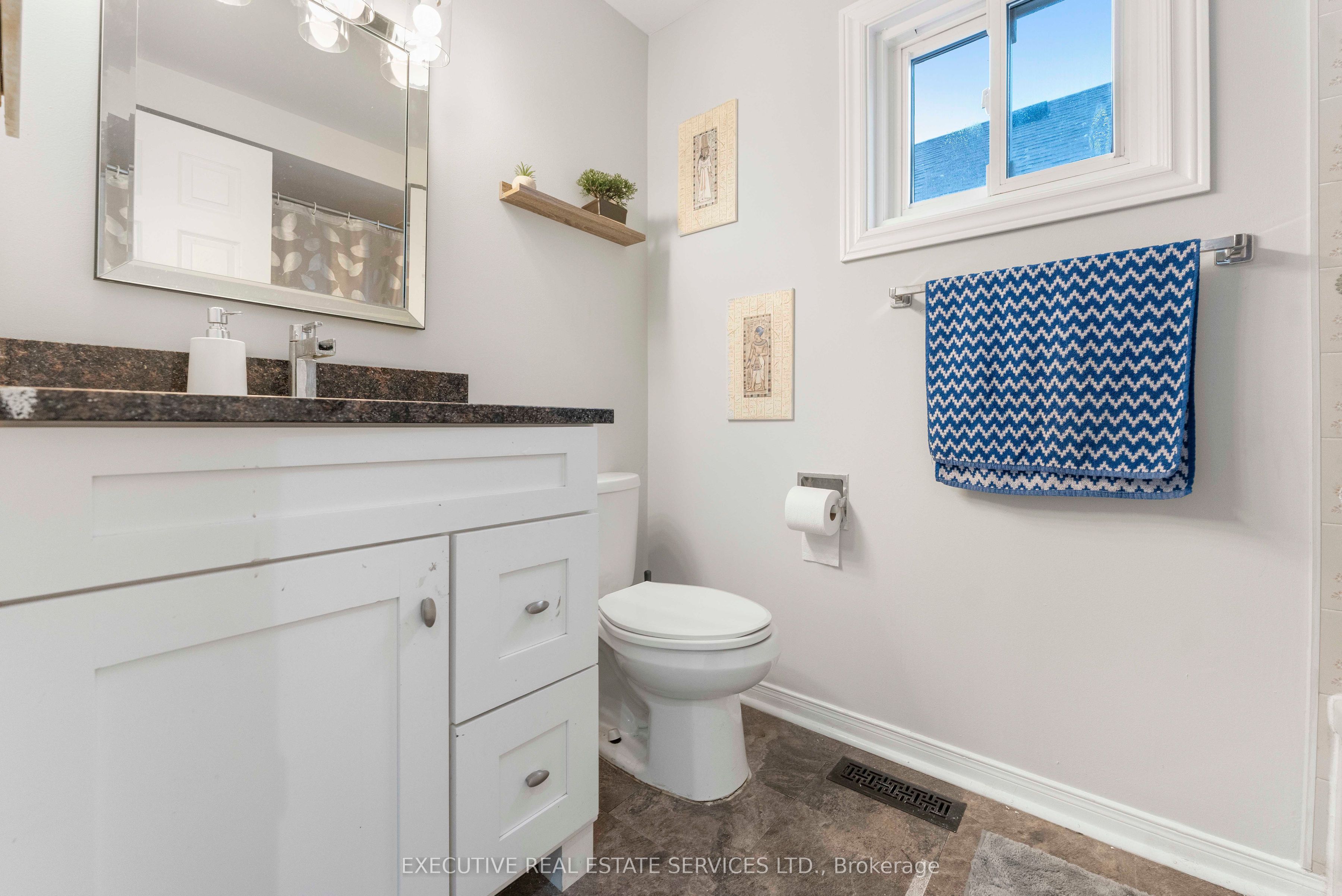 21 Garden Avenue Property Photo 15