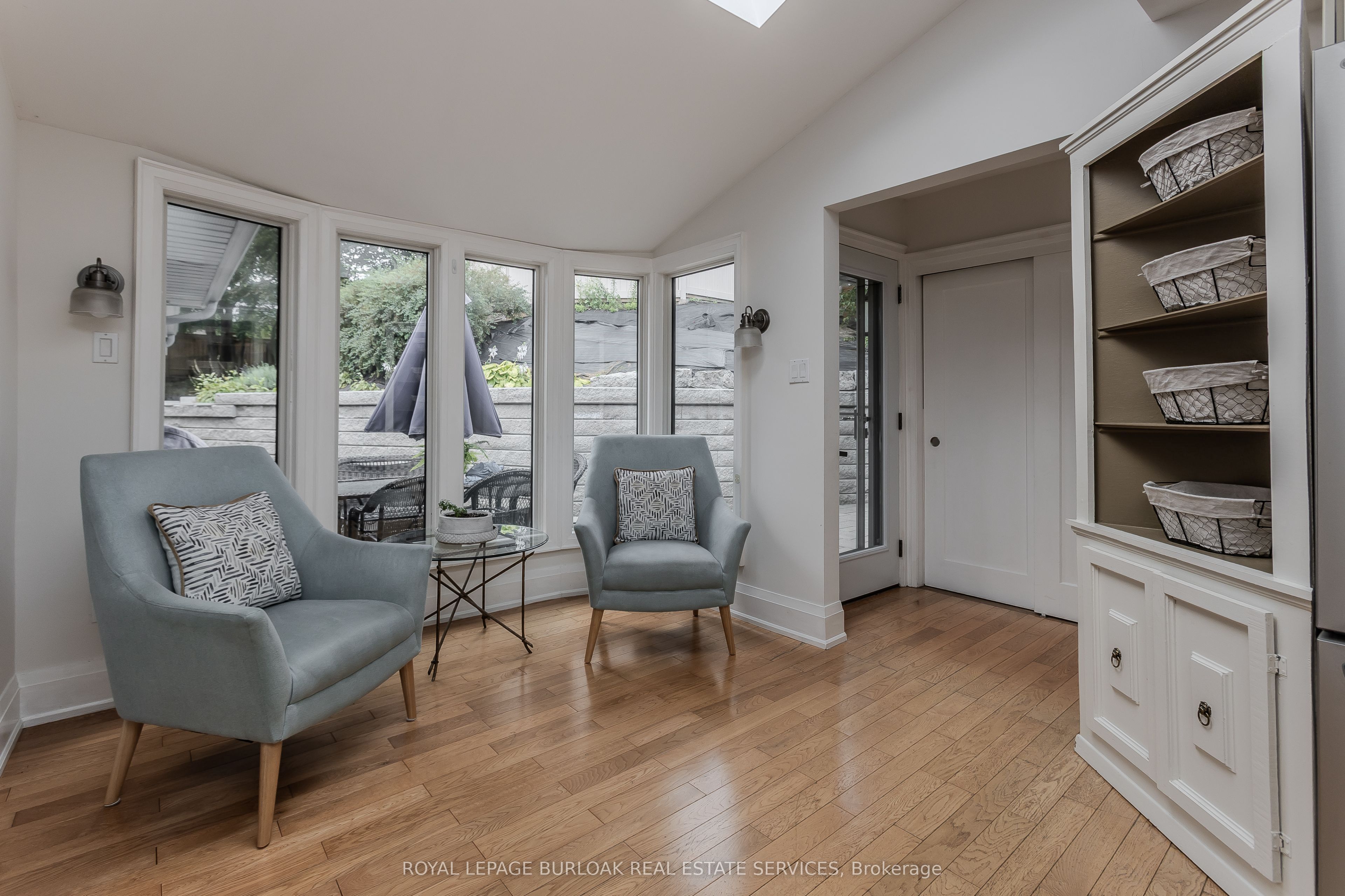 892 North Shore Boulevard W Property Photo 11