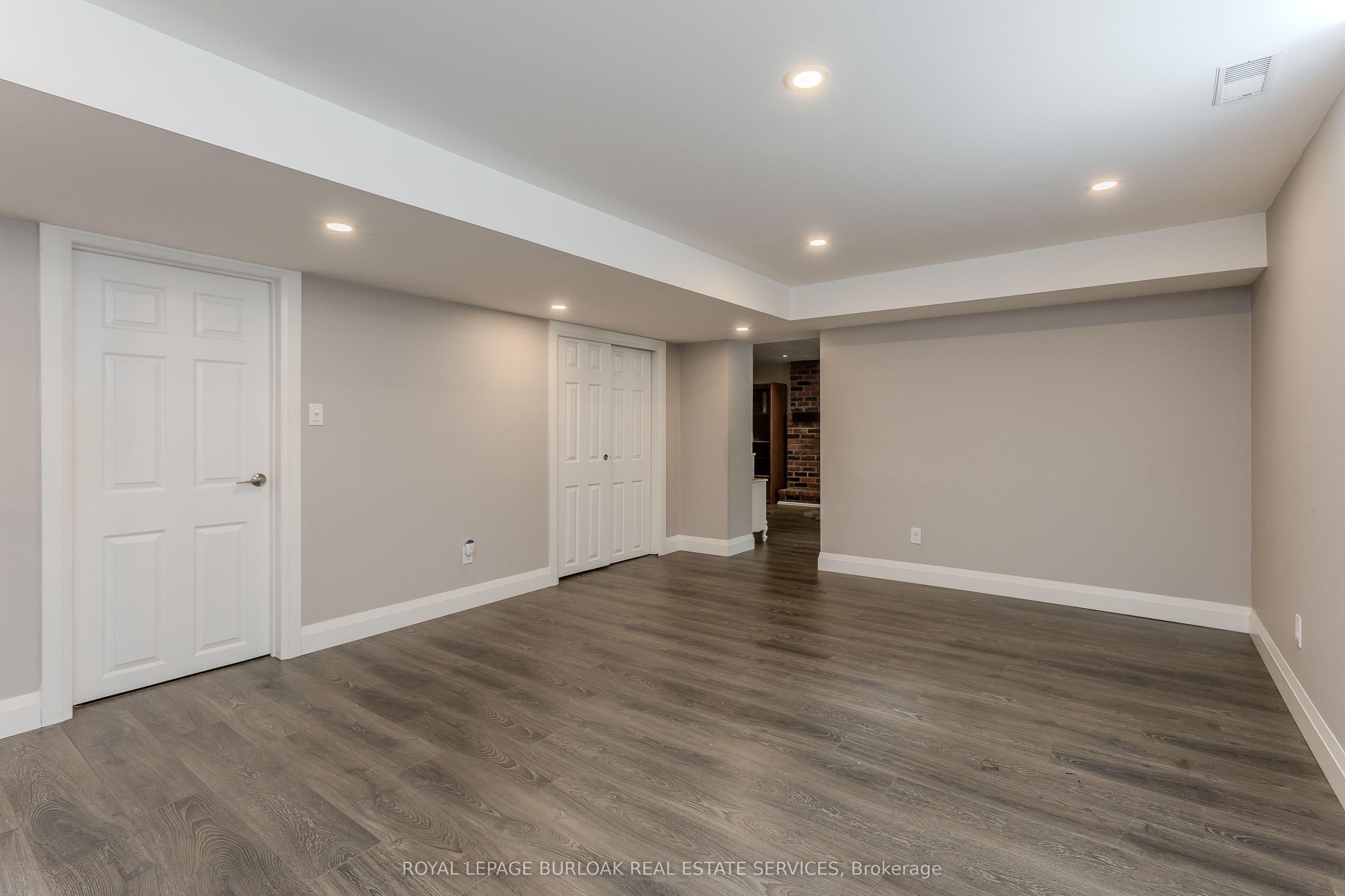 892 North Shore Boulevard W Property Photo 23
