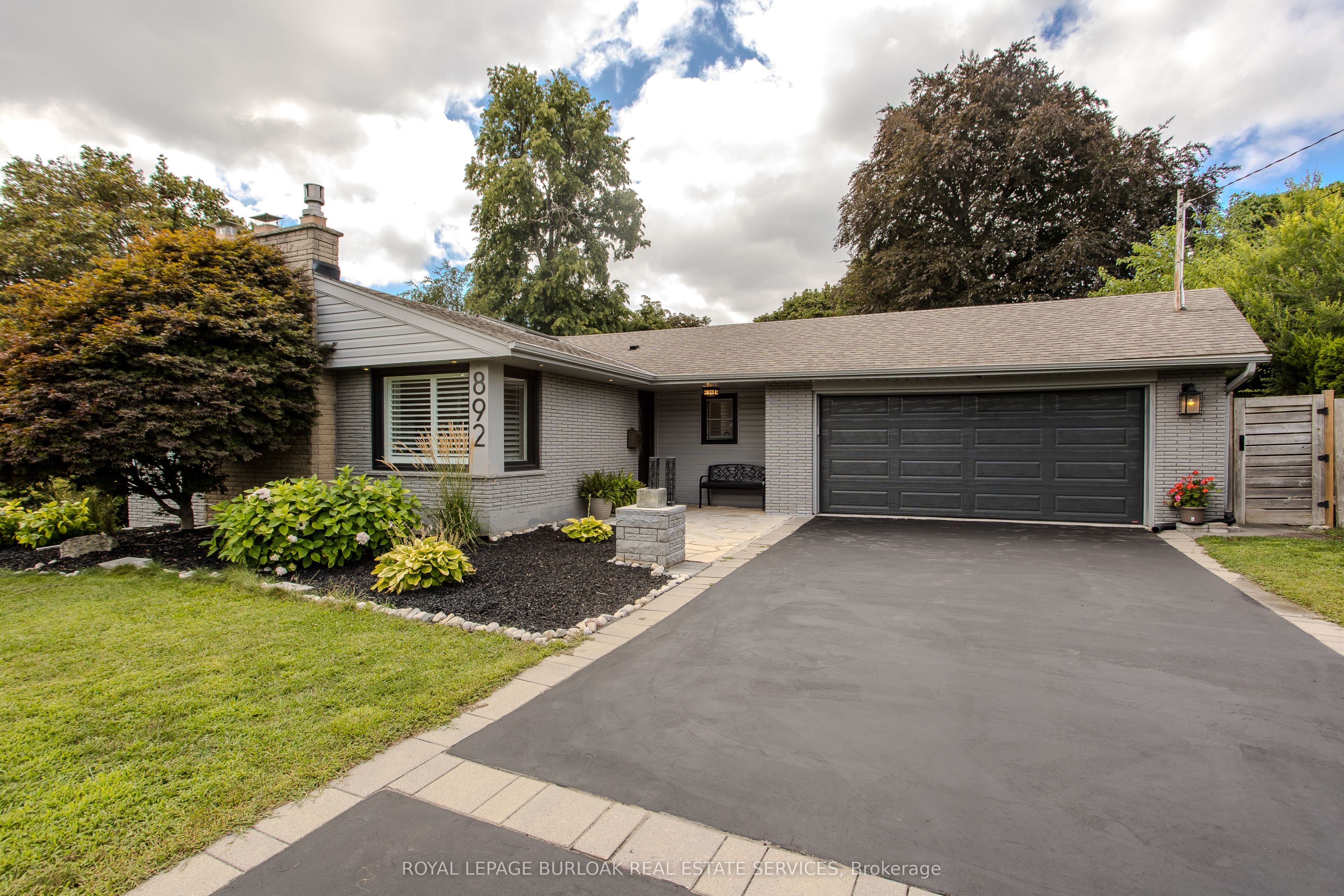 892 North Shore Boulevard W Property Photo 38