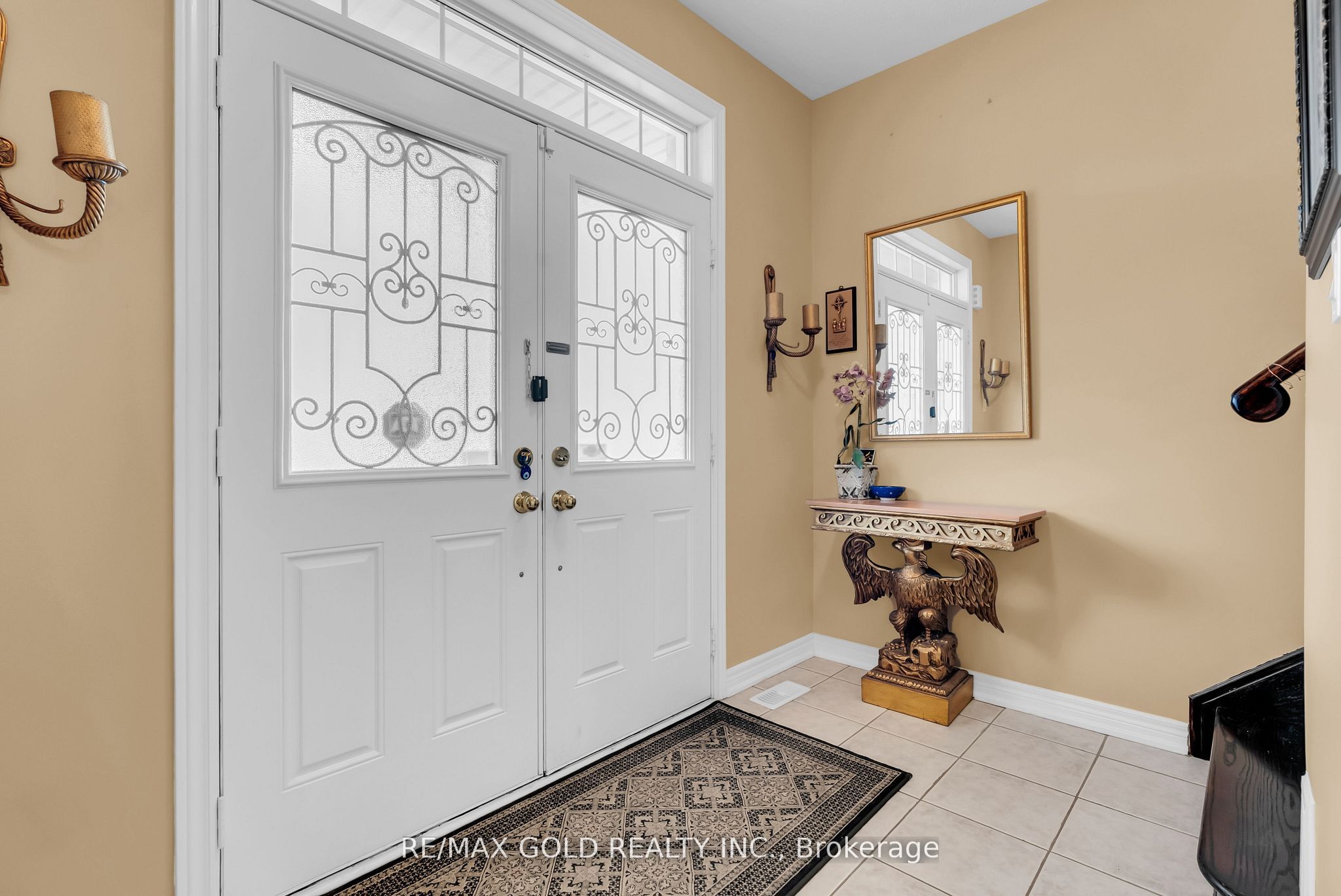 786 Fourth Line Property Photo 7