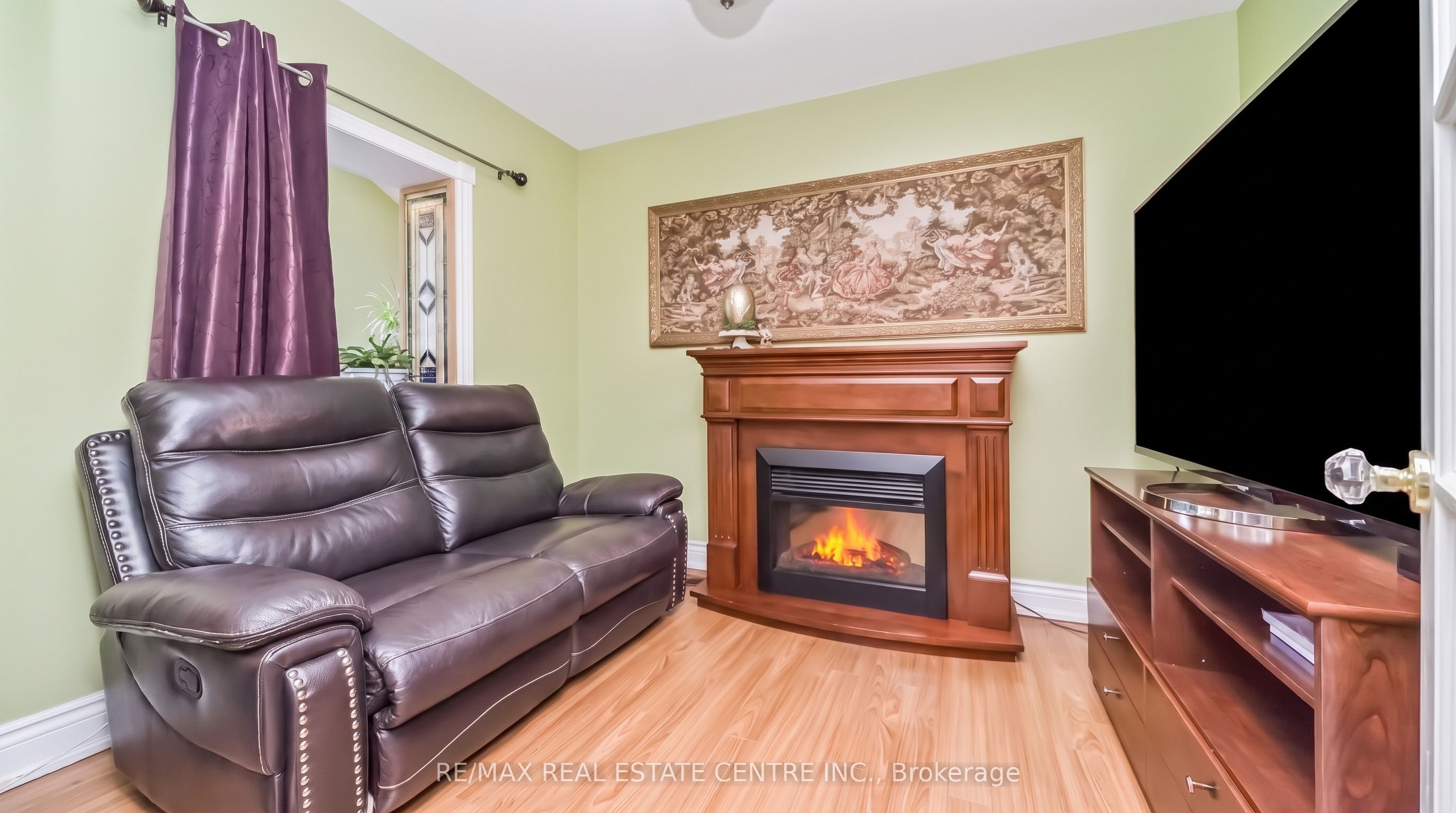 6961 Second Line W Property Photo 16