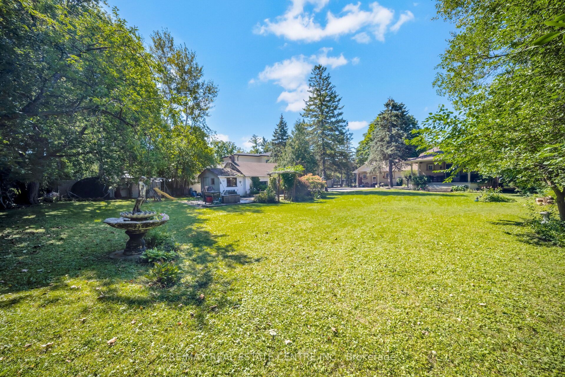 6961 Second Line W Property Photo 39