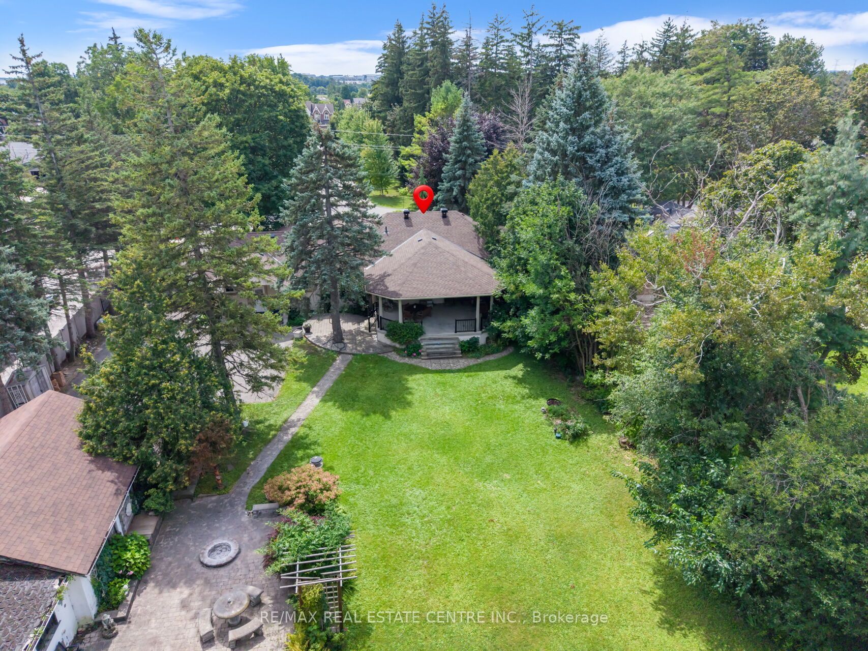 6961 Second Line W Property Photo 41