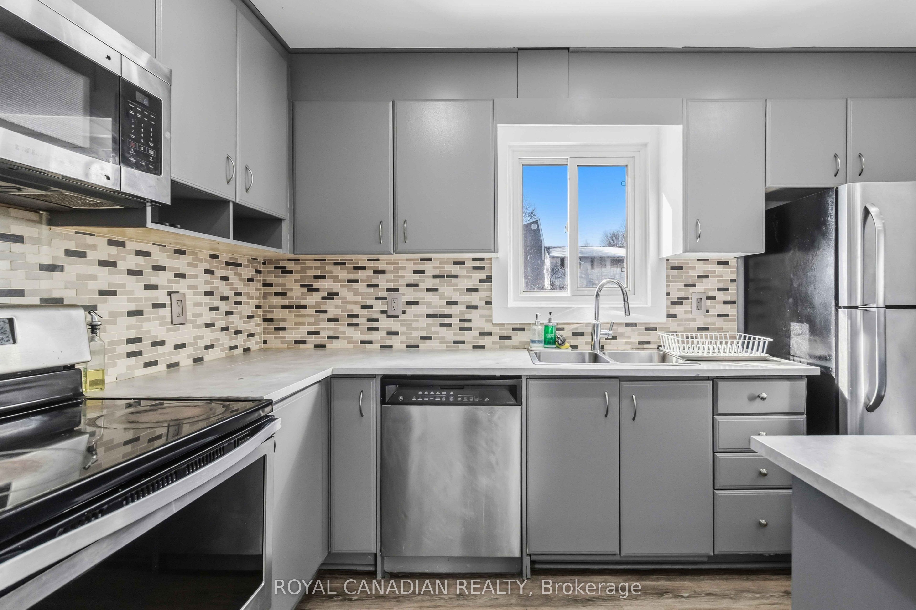 9 Horatio Court Property Photo 3