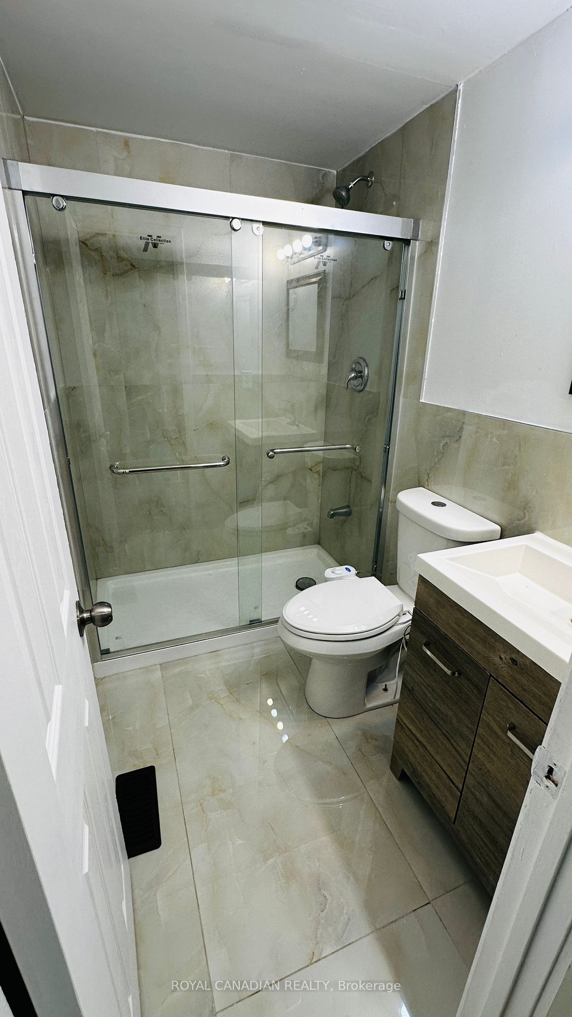 9 Horatio Court Property Photo 16