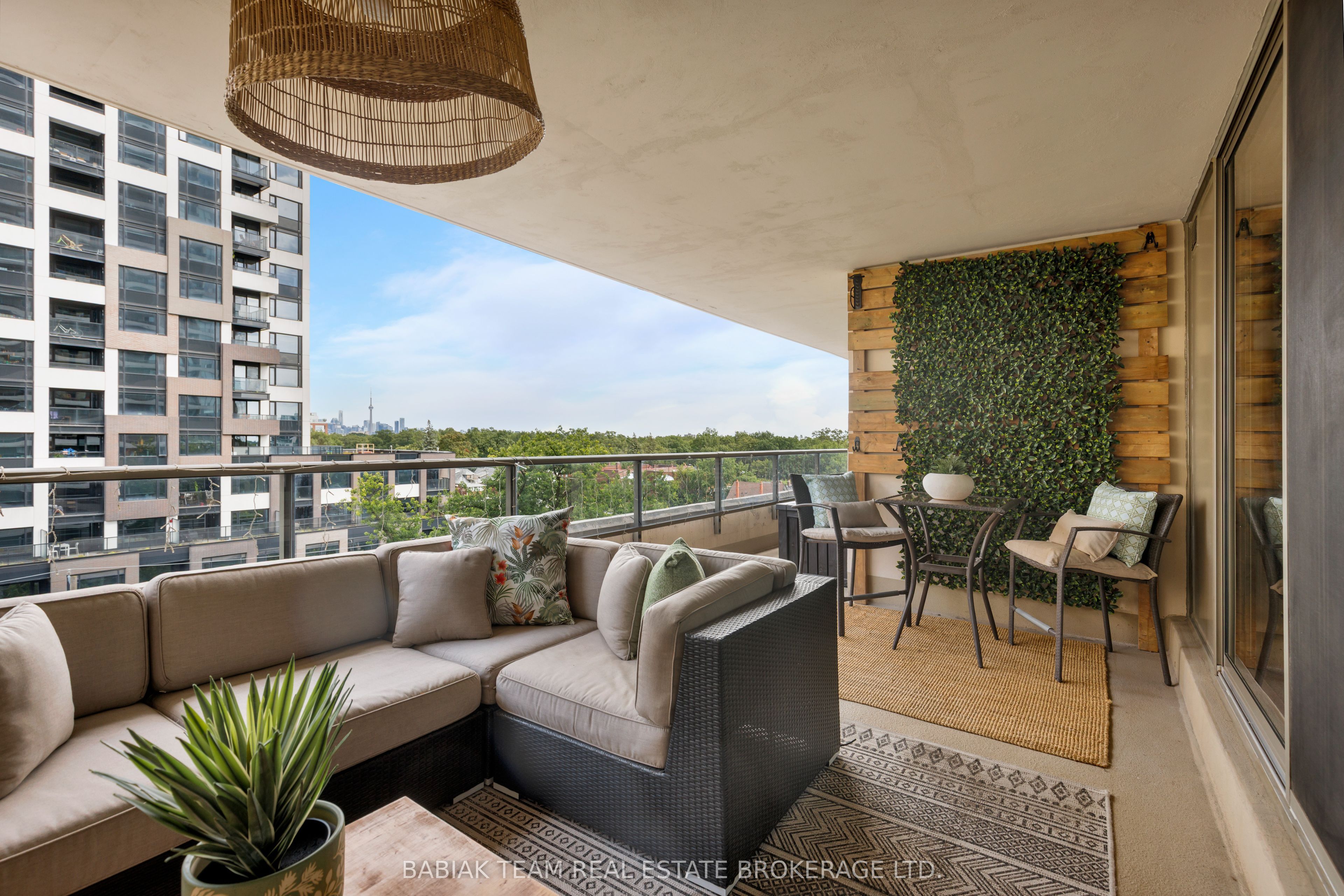 50 Quebec Avenue 705 Property Photo 23