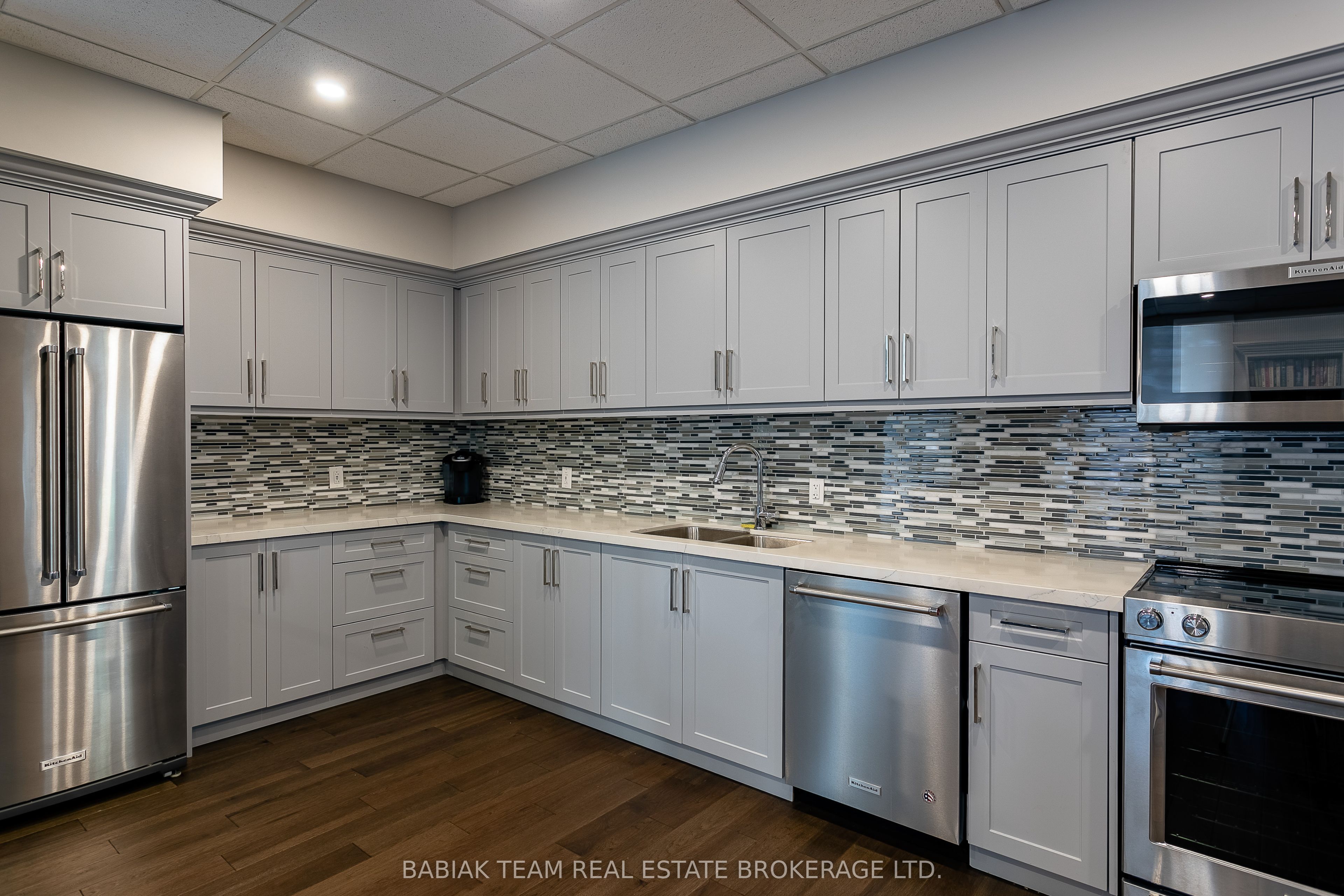 50 Quebec Avenue 705 Property Photo 33