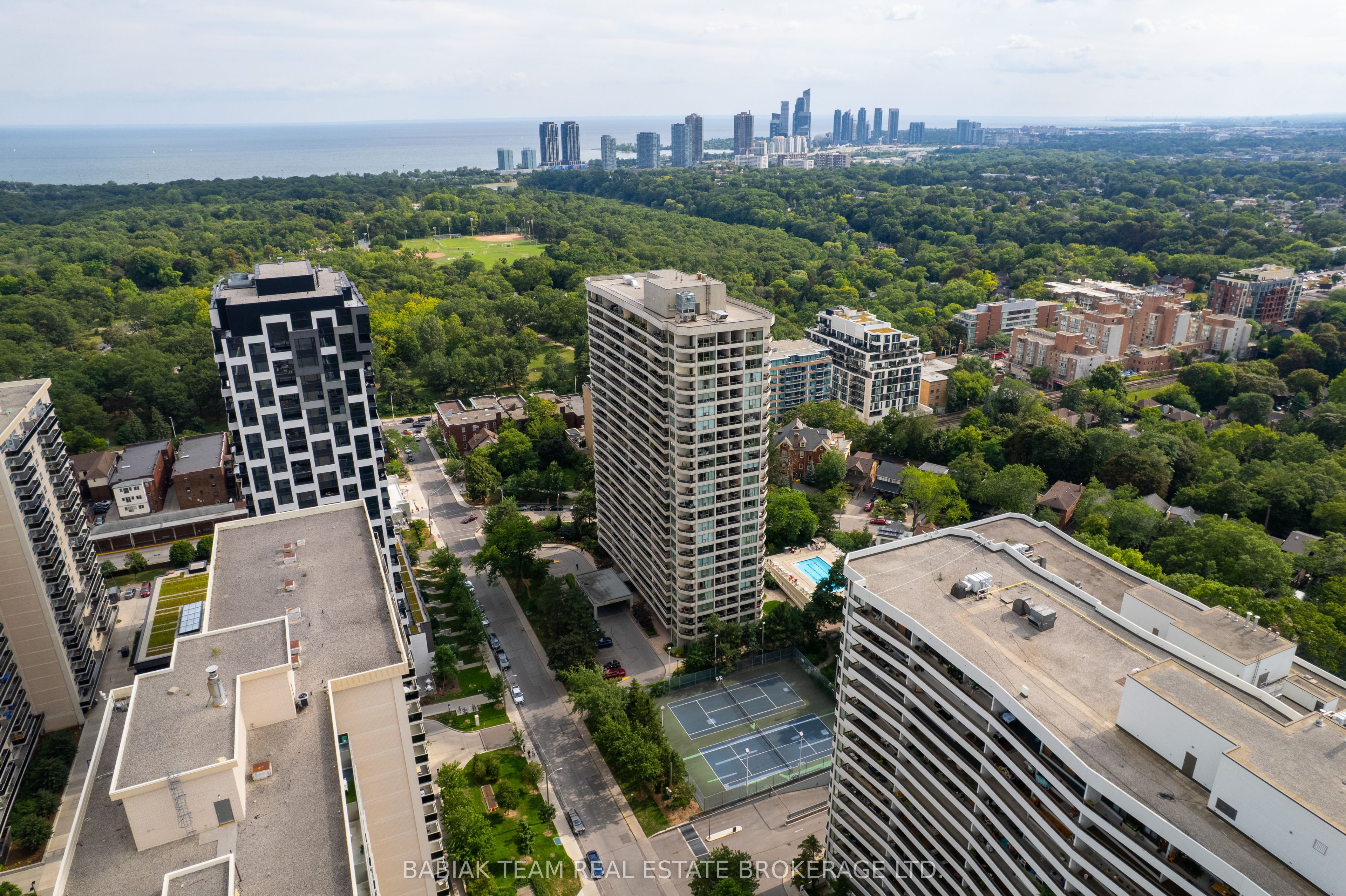 50 Quebec Avenue 705 Property Photo 43