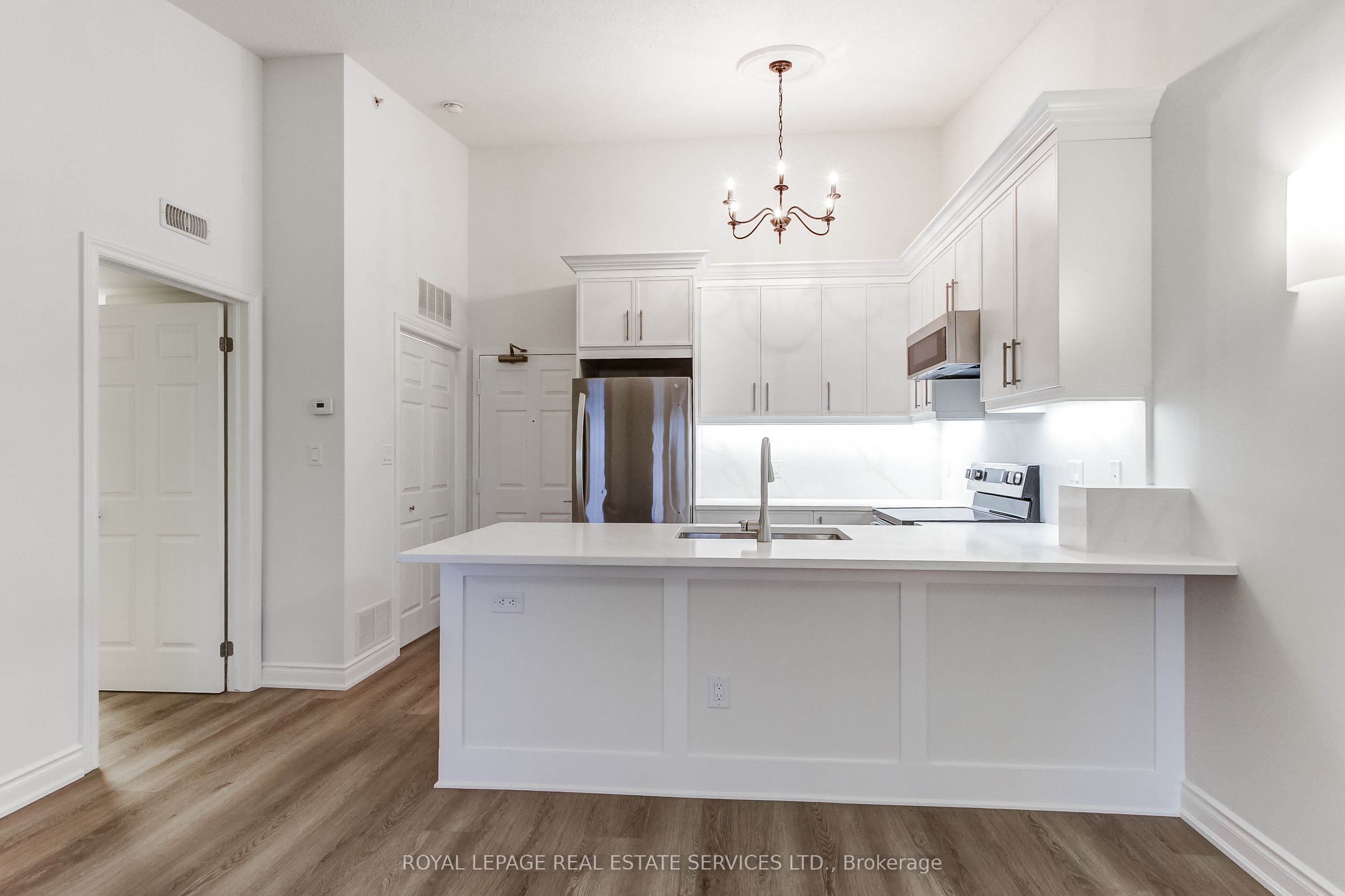 1483 Maple Avenue 409 Property Photo 16