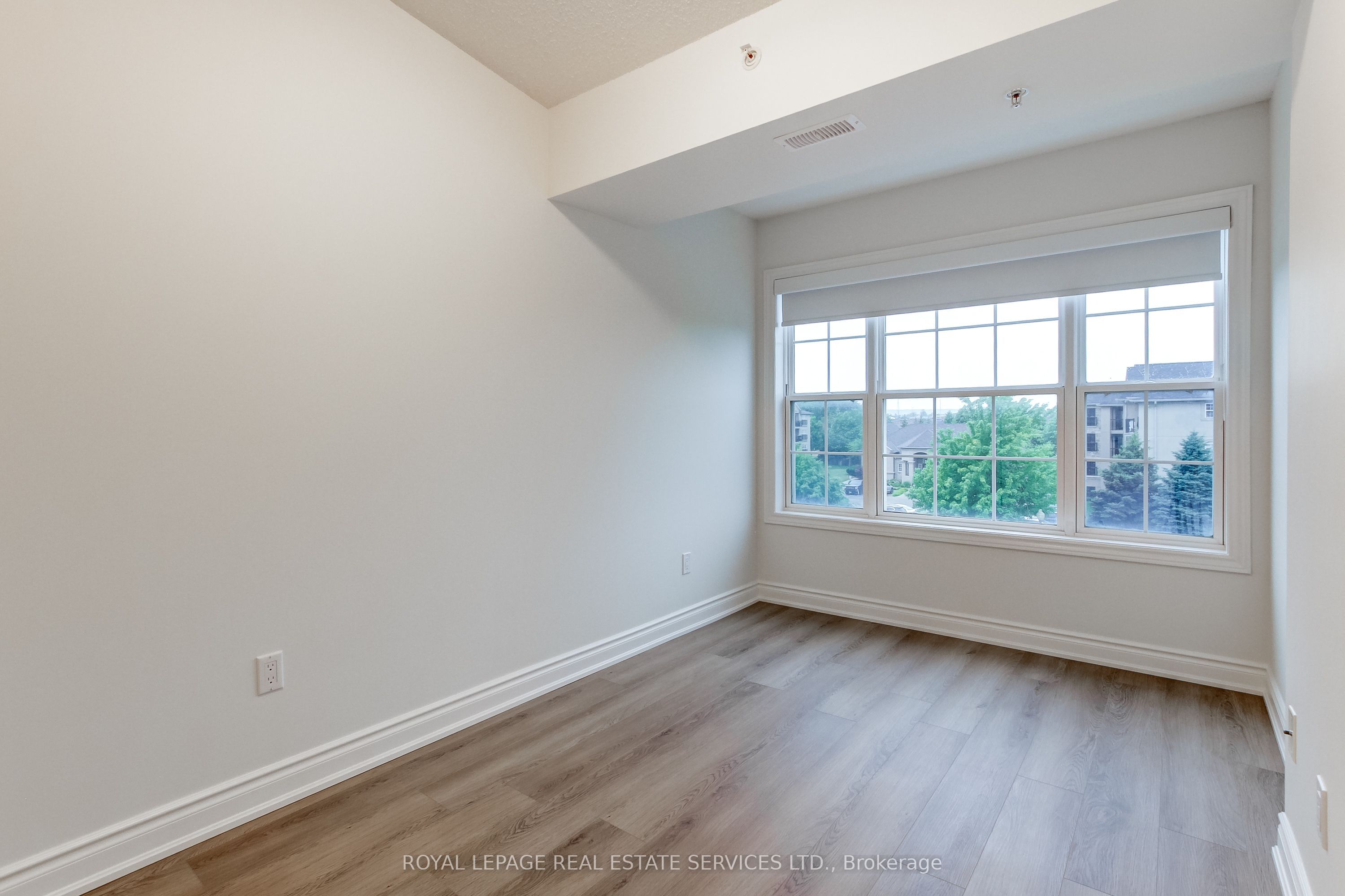 1483 Maple Avenue 409 Property Photo 21