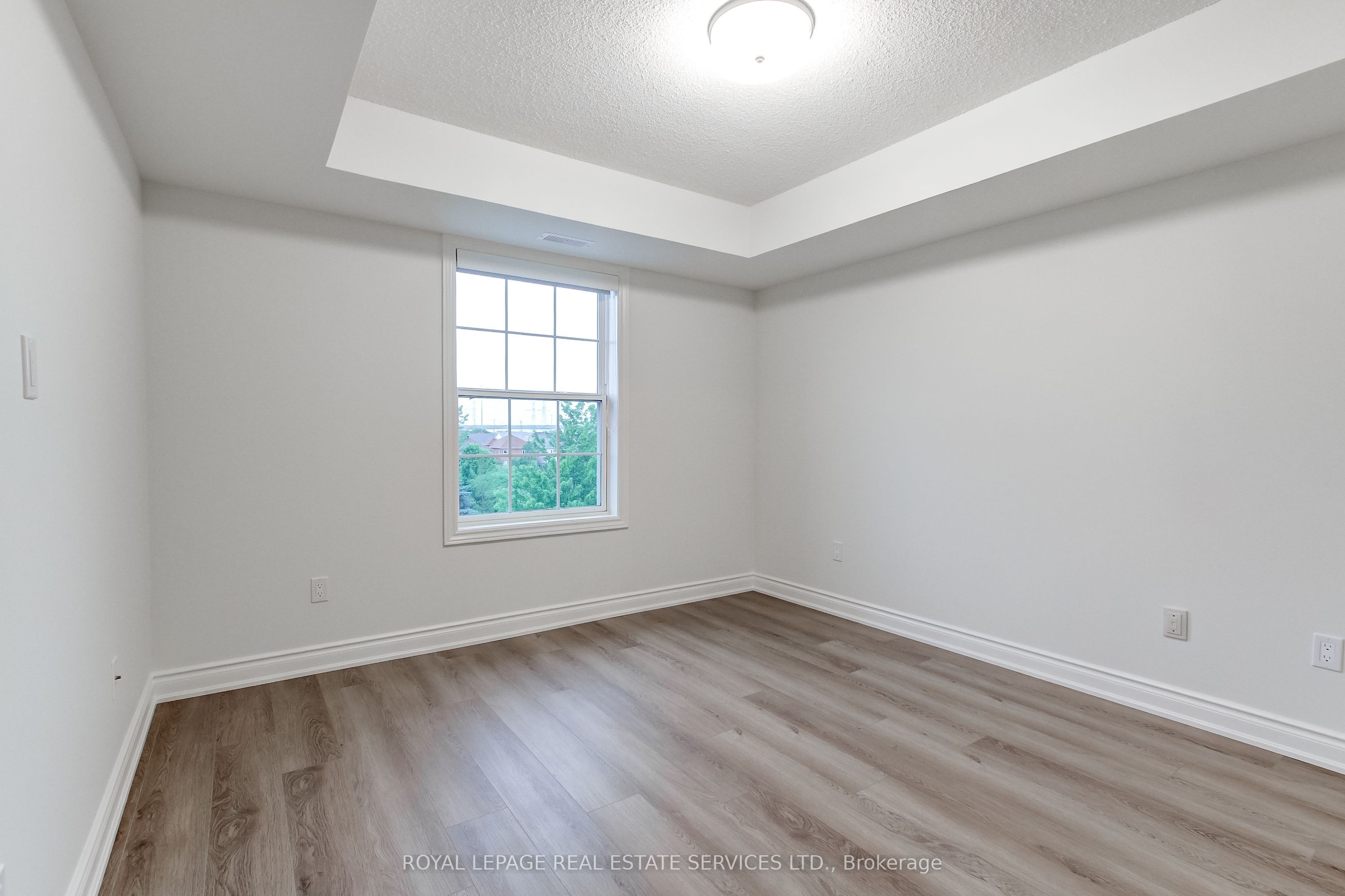 1483 Maple Avenue 409 Property Photo 29