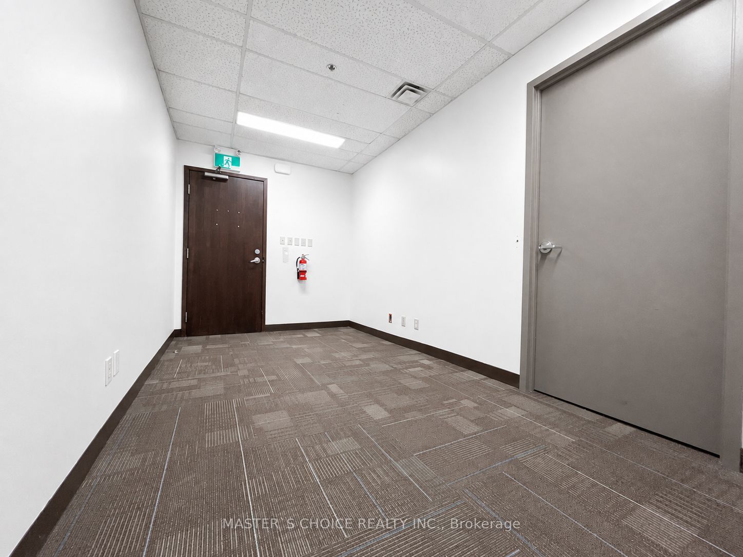 160 Traders Boulevard 216 Property Photo 6