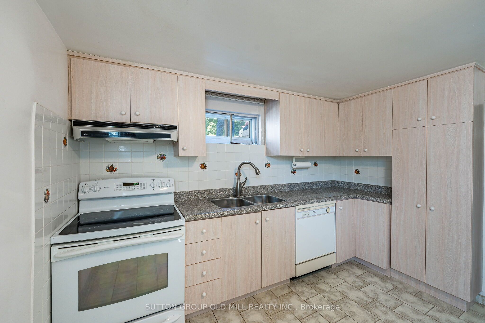 151 Lanyard Road Property Photo 19