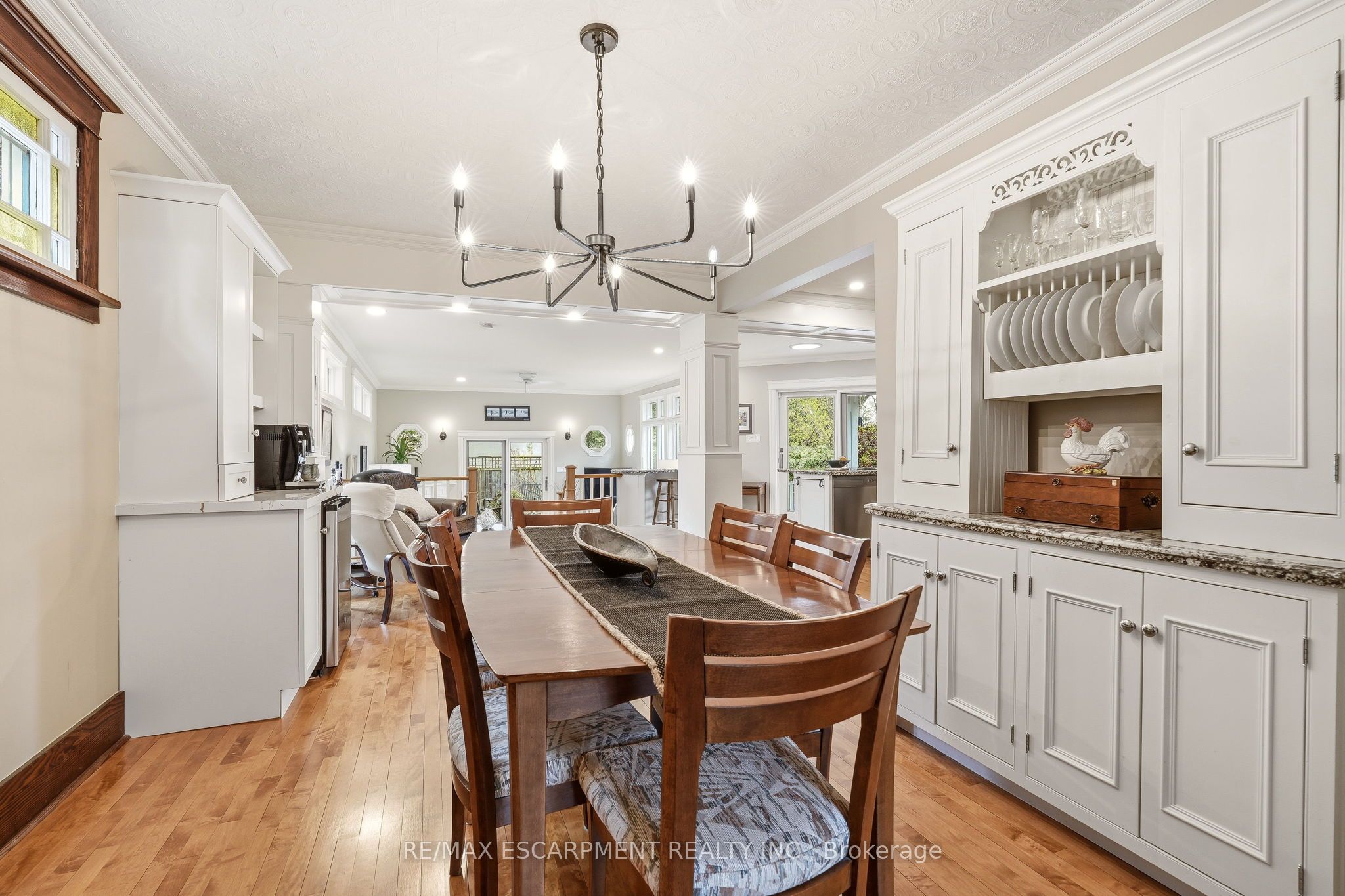 2116 Caroline Street Property Photo 12