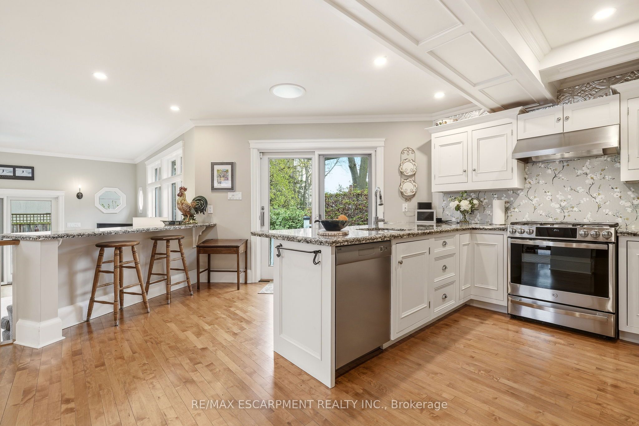 2116 Caroline Street Property Photo 15
