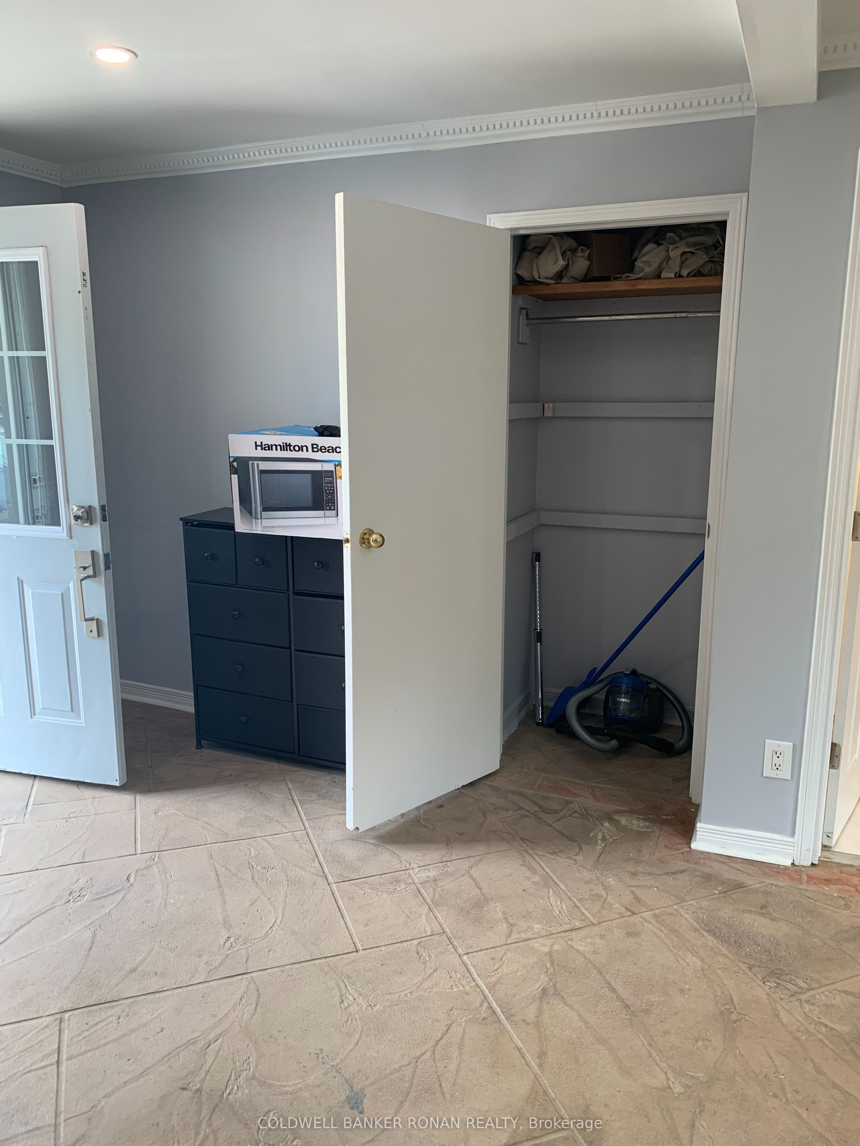 17061 Highway 50 Property Photo 4