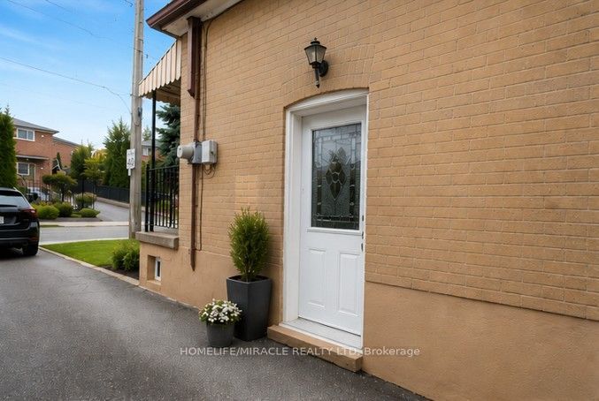 50 Haverson Boulevard Property Photo 2