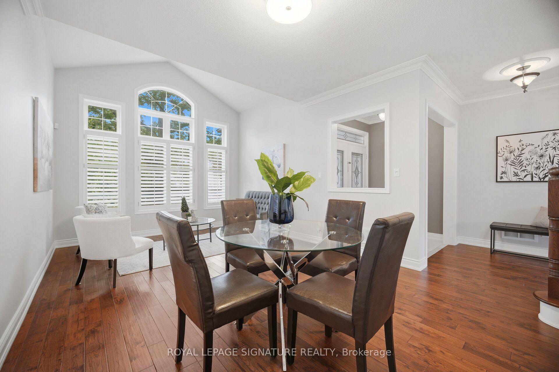 2215 Lapsley Crescent Property Photo 3