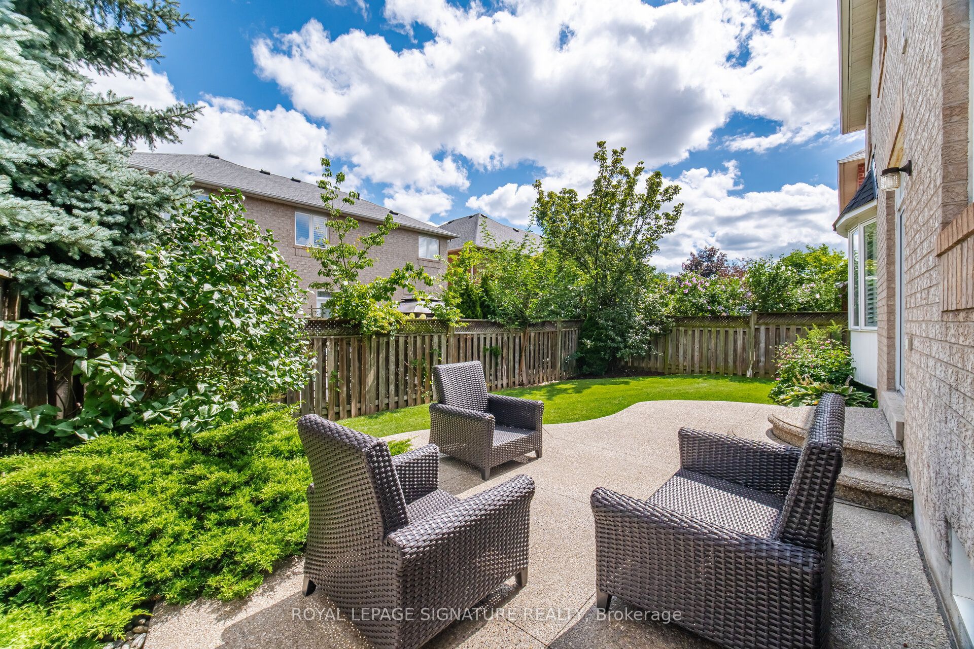 2215 Lapsley Crescent Property Photo 22
