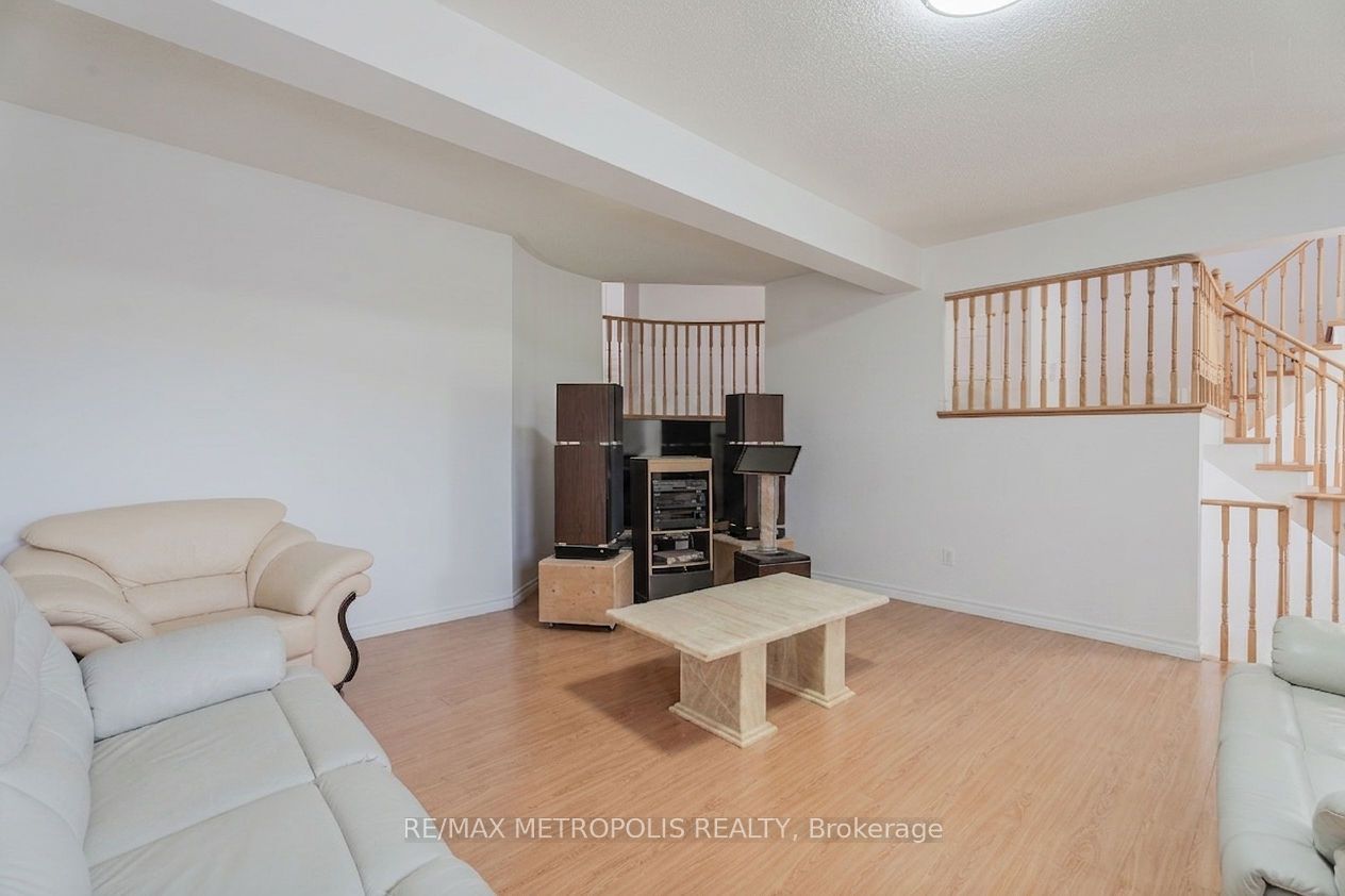 52 Gore Valley Trail Property Photo 8