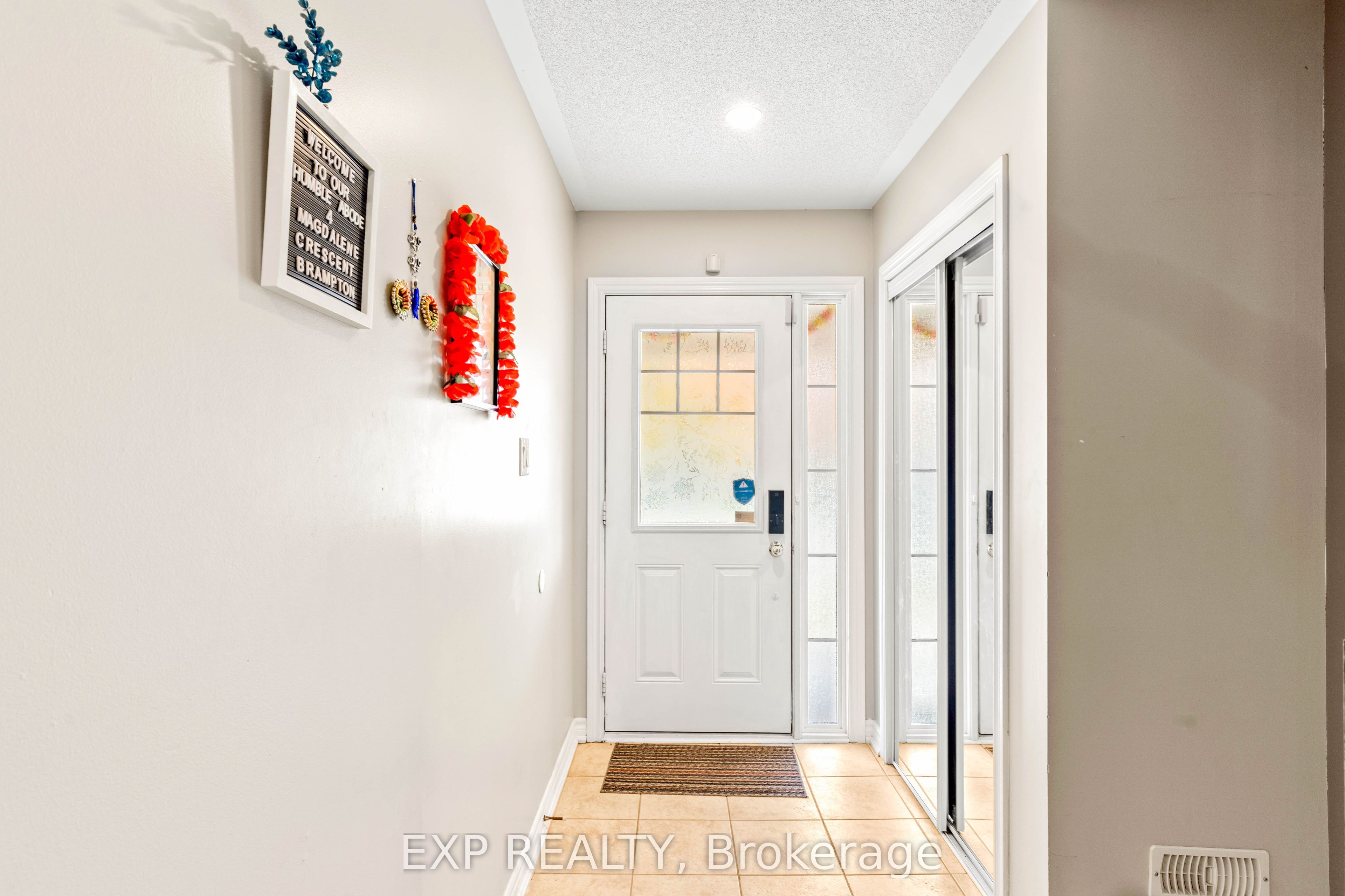 4 Magdalene Crescent Property Photo 5