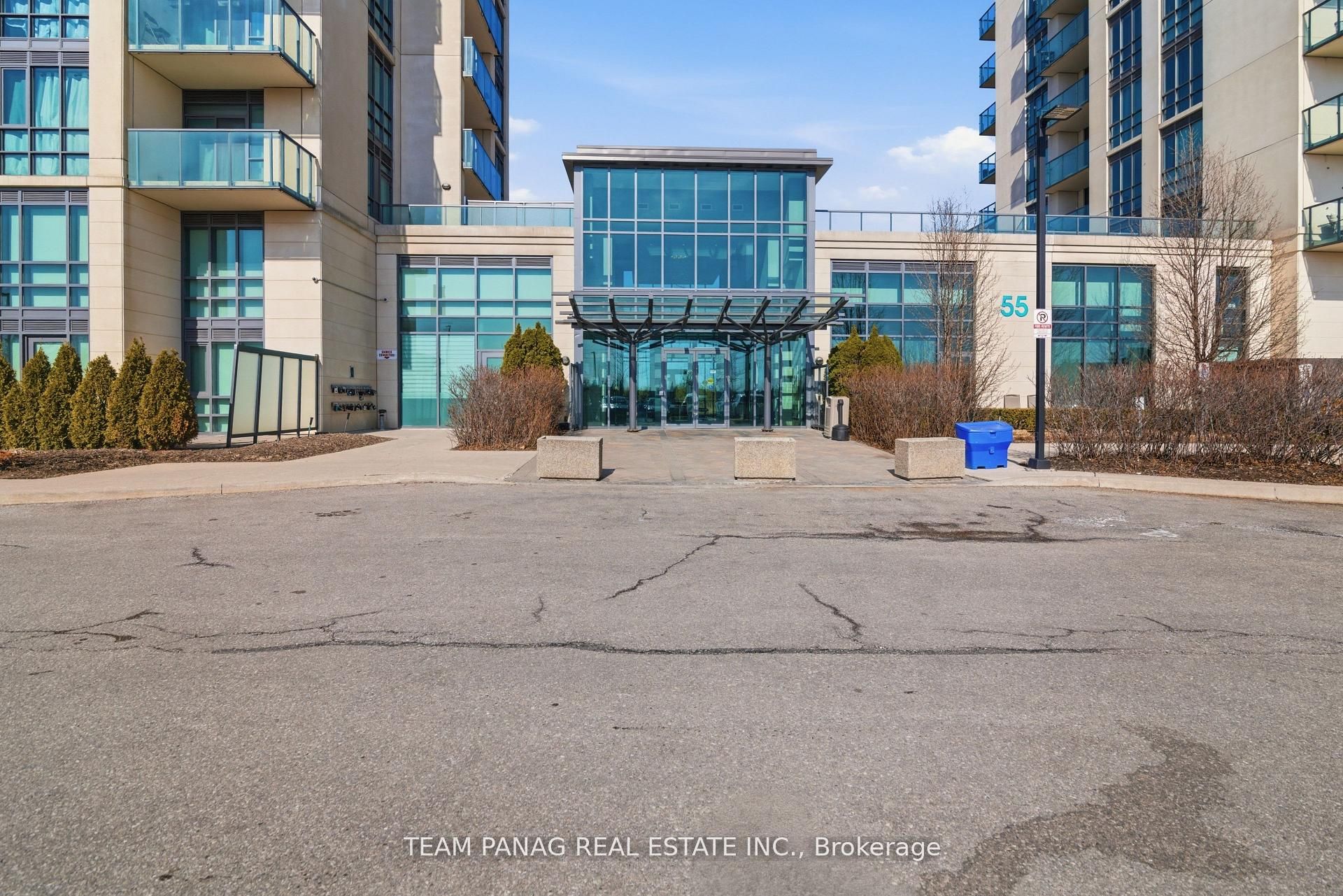 45 Yorkland Boulevard 209 Property Photo 4