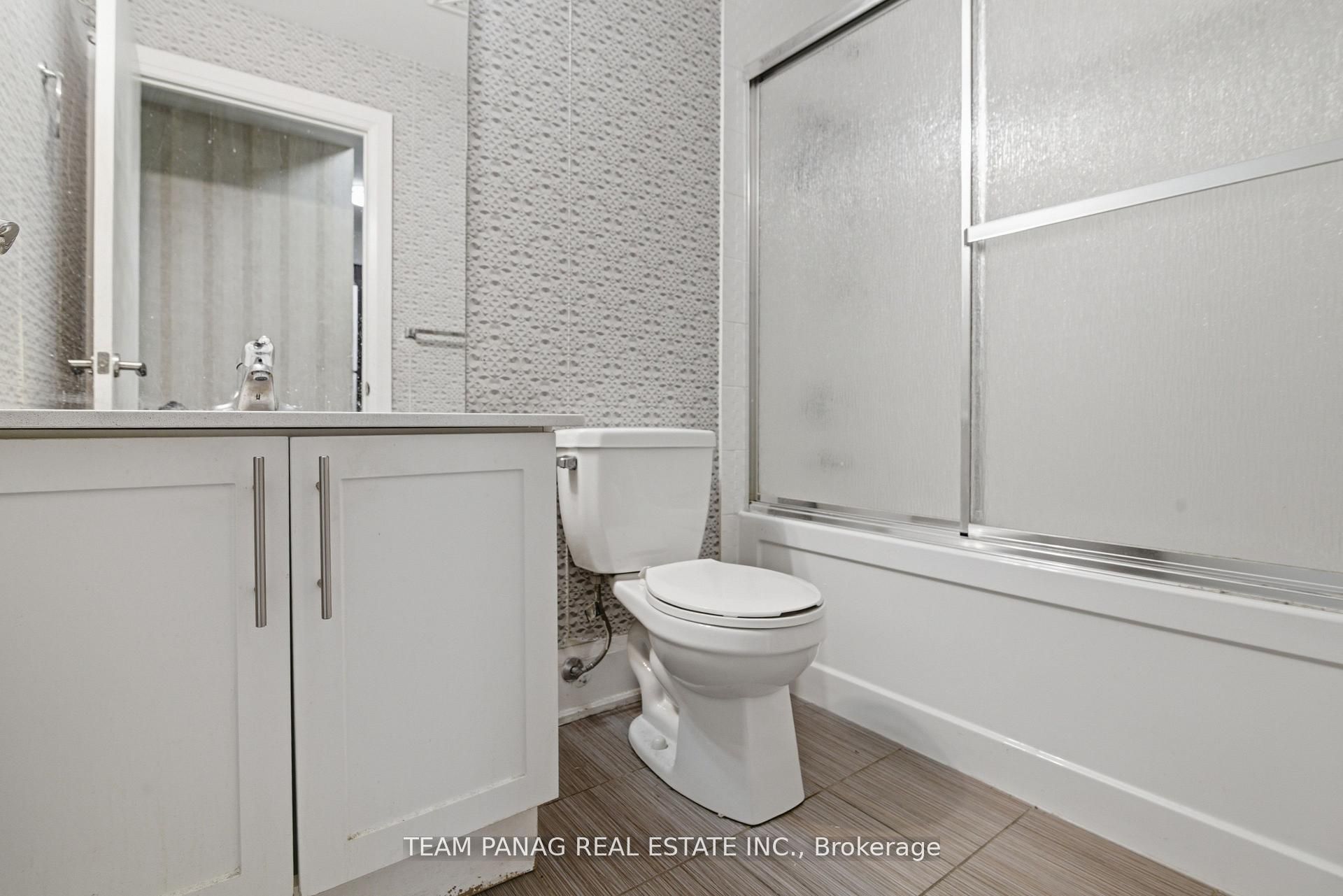 45 Yorkland Boulevard 209 Property Photo 17