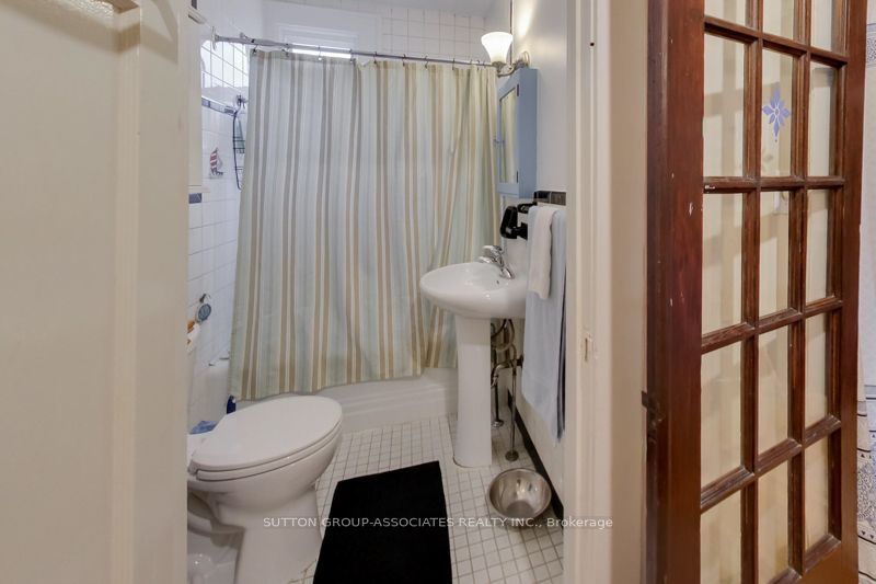 131 Lauder Avenue Property Photo 8