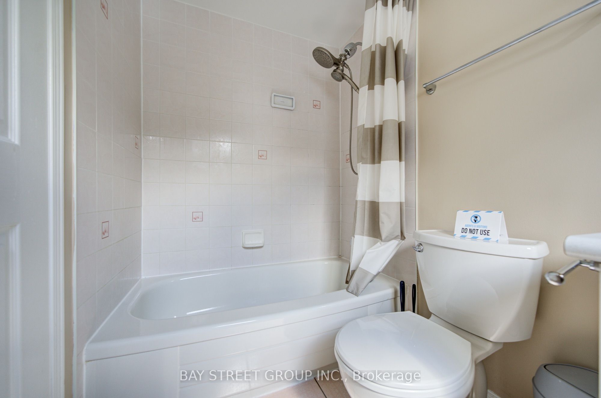 5922 Dalebrook Crescent Property Photo 18