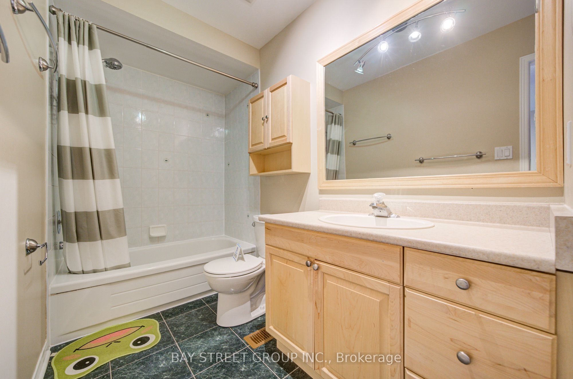 5922 Dalebrook Crescent Property Photo 35