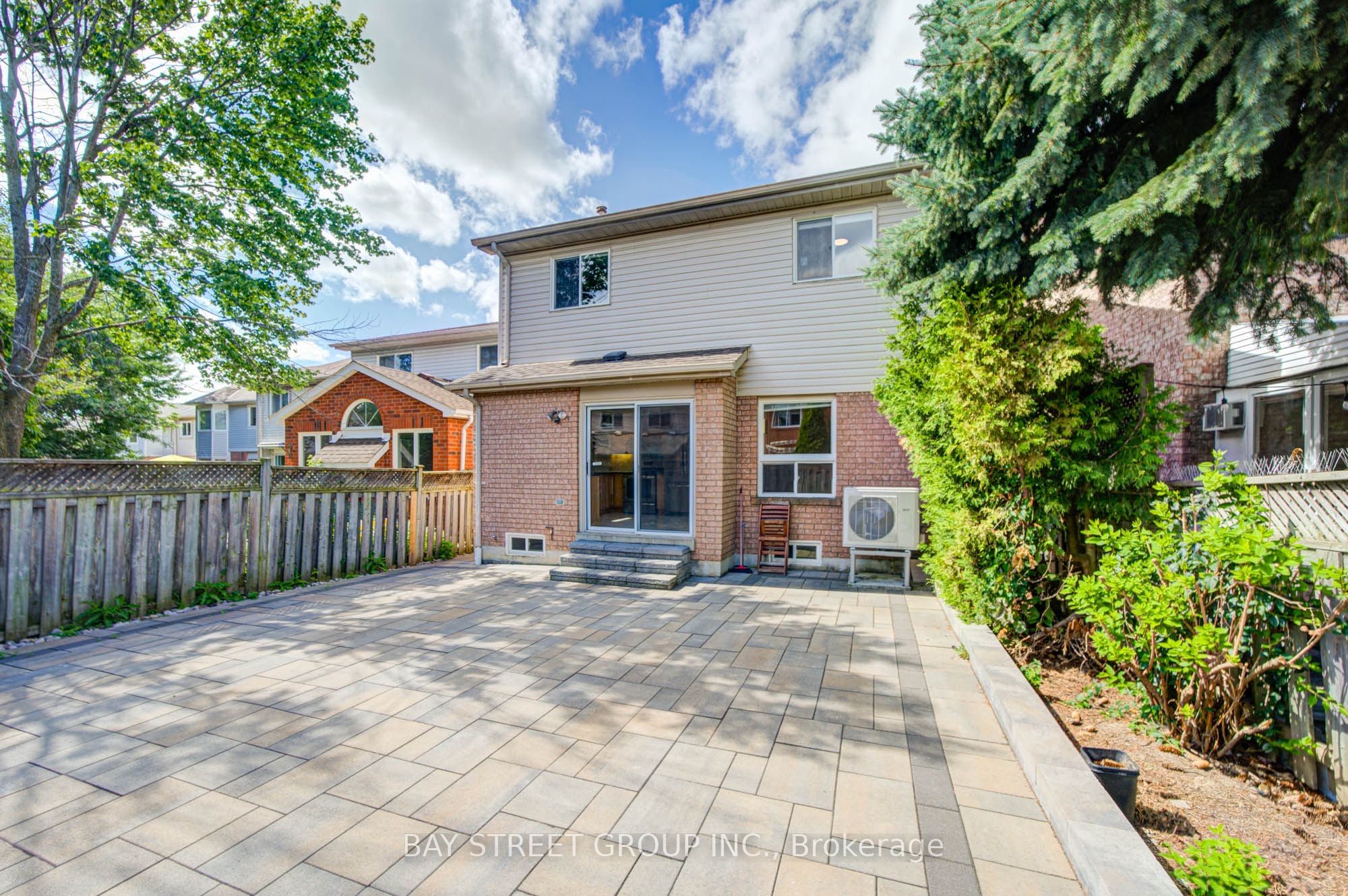 5922 Dalebrook Crescent Property Photo 40