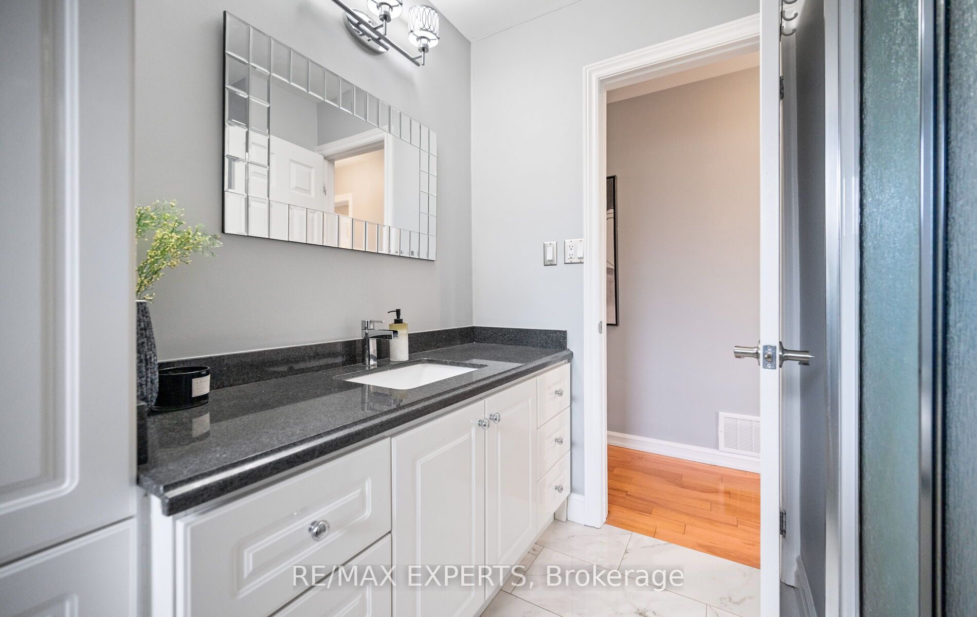 7 Goodwood Road Property Photo 22