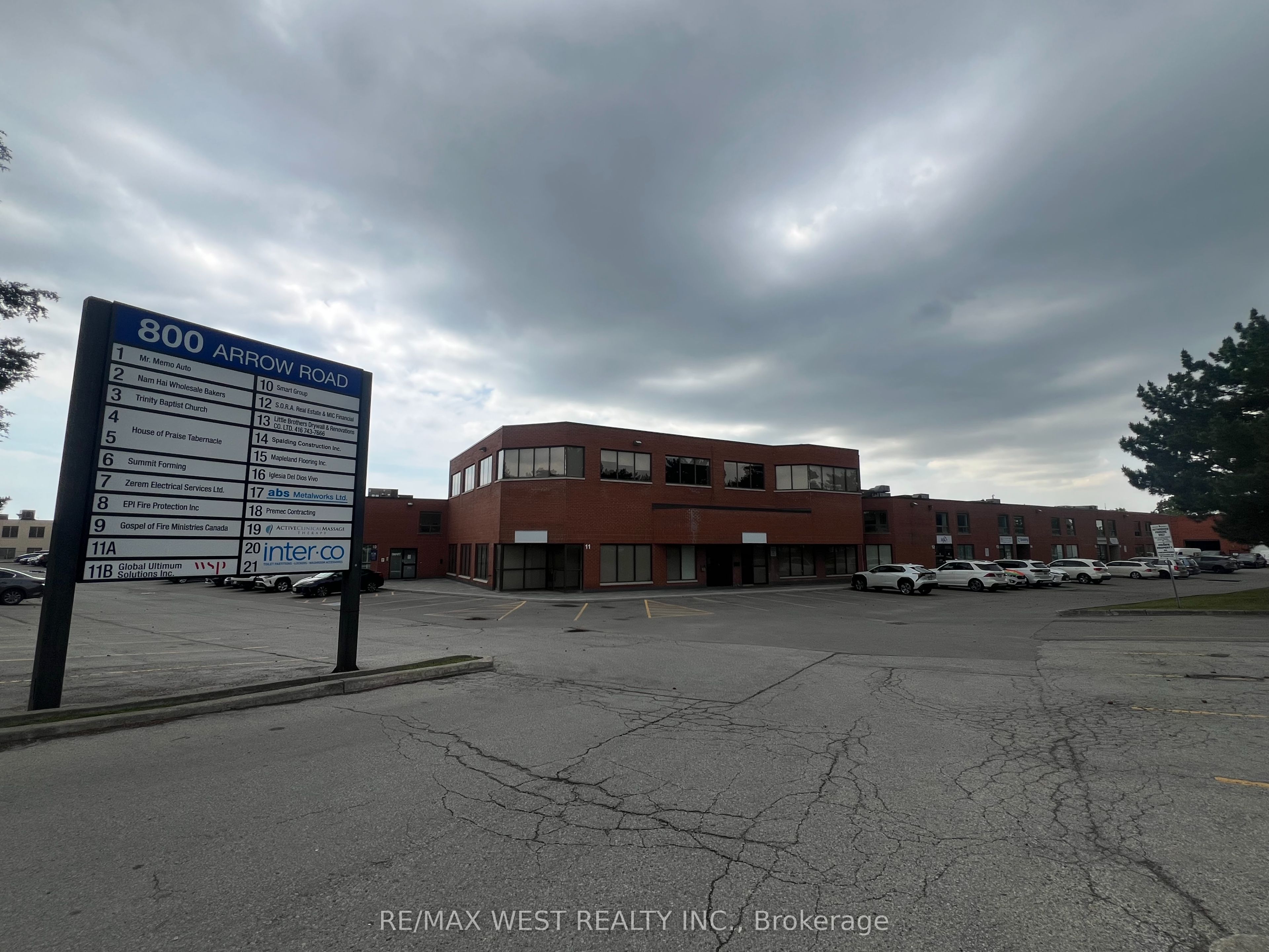 800 Arrow Road 12 (upper) Property Photo 1