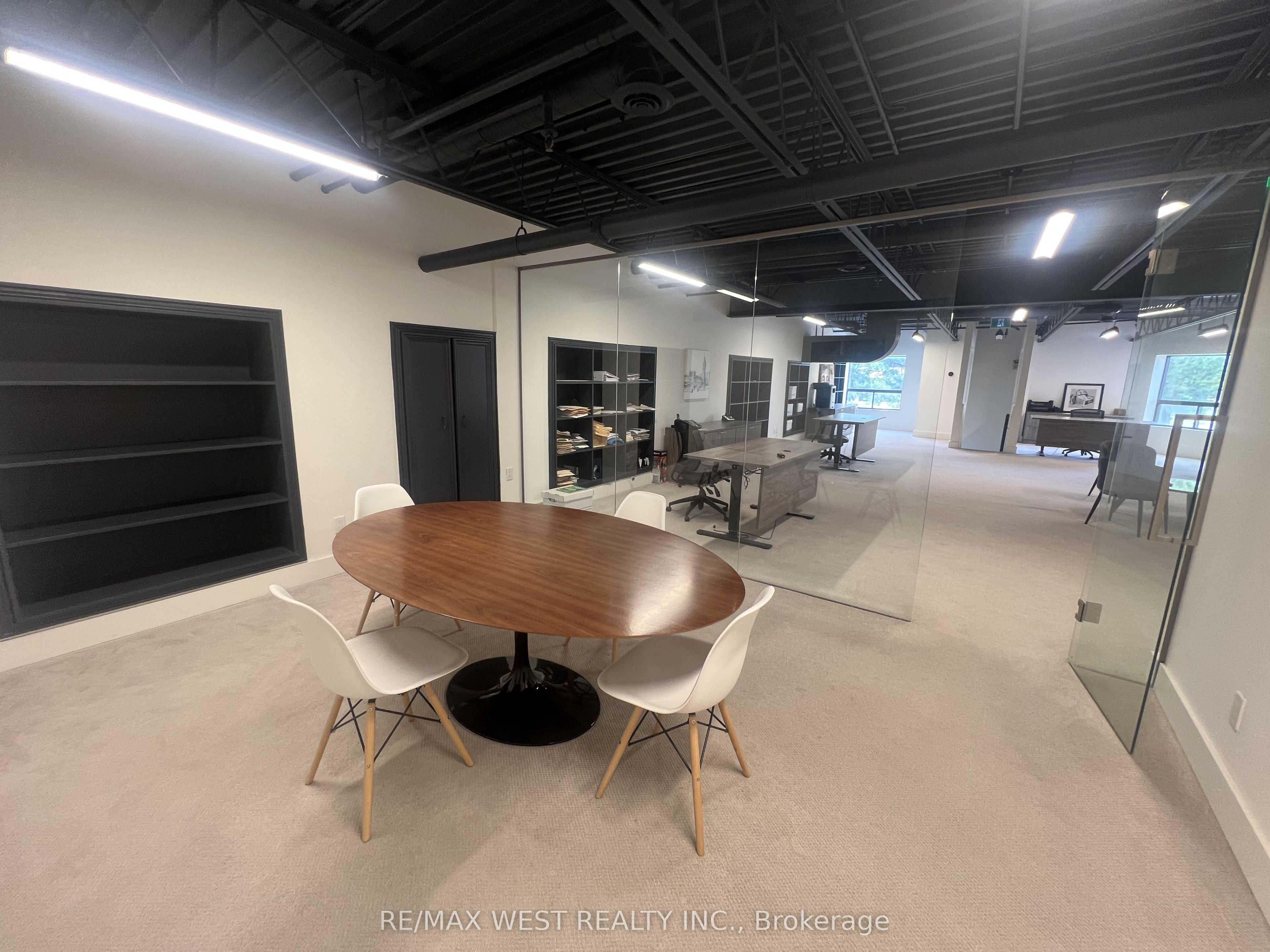 800 Arrow Road 12 (upper) Property Photo 3