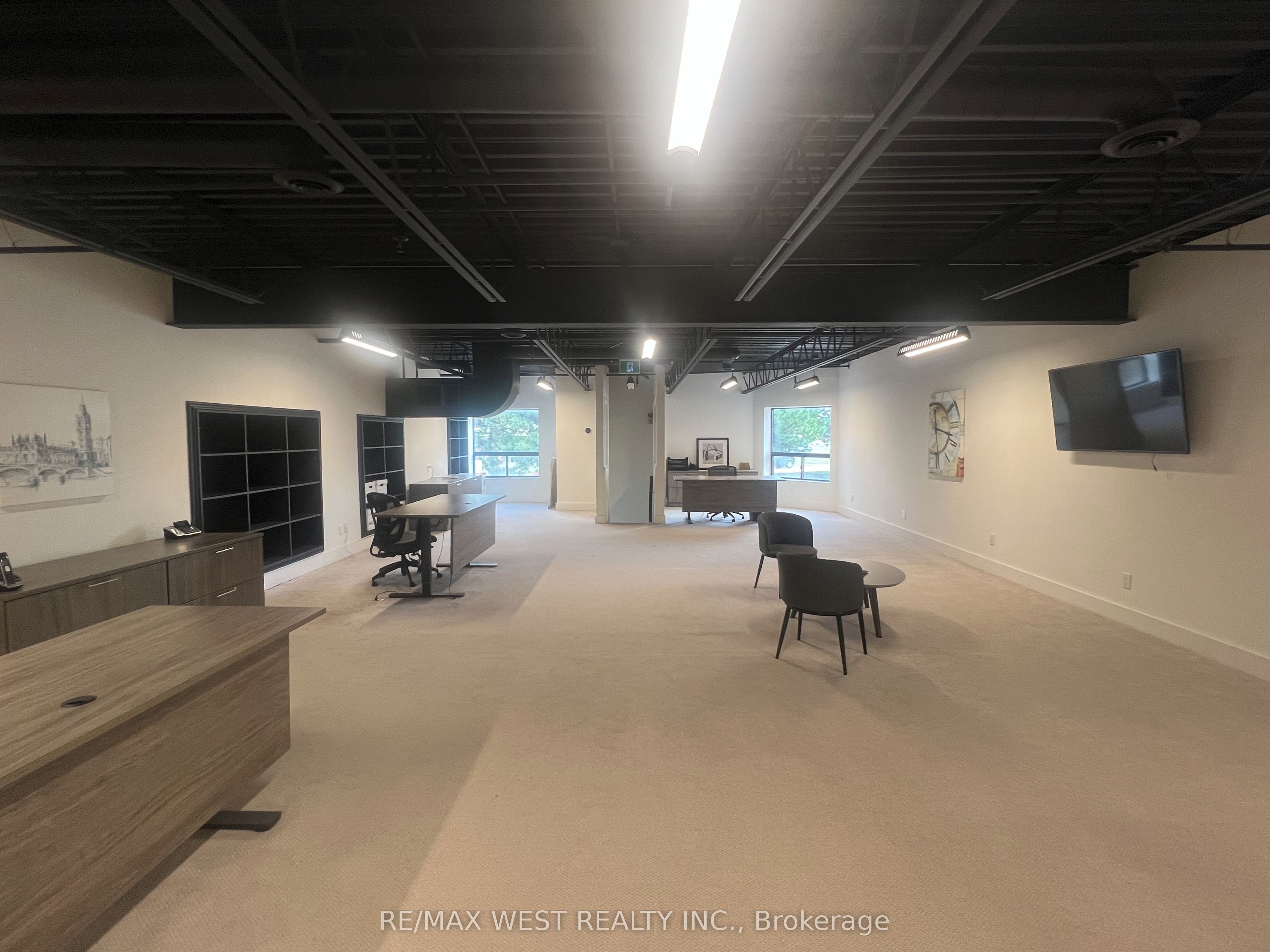 800 Arrow Road 12 (upper) Property Photo 8